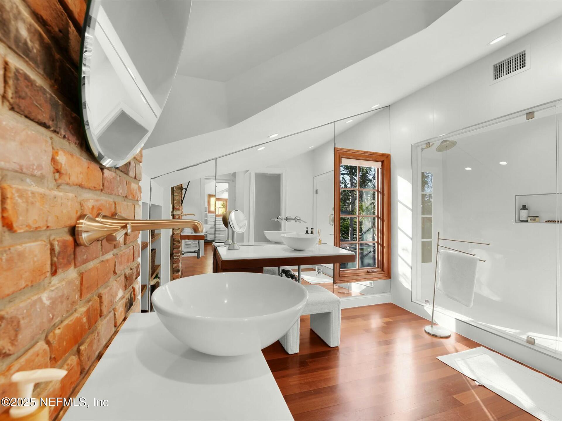 322 6TH Street