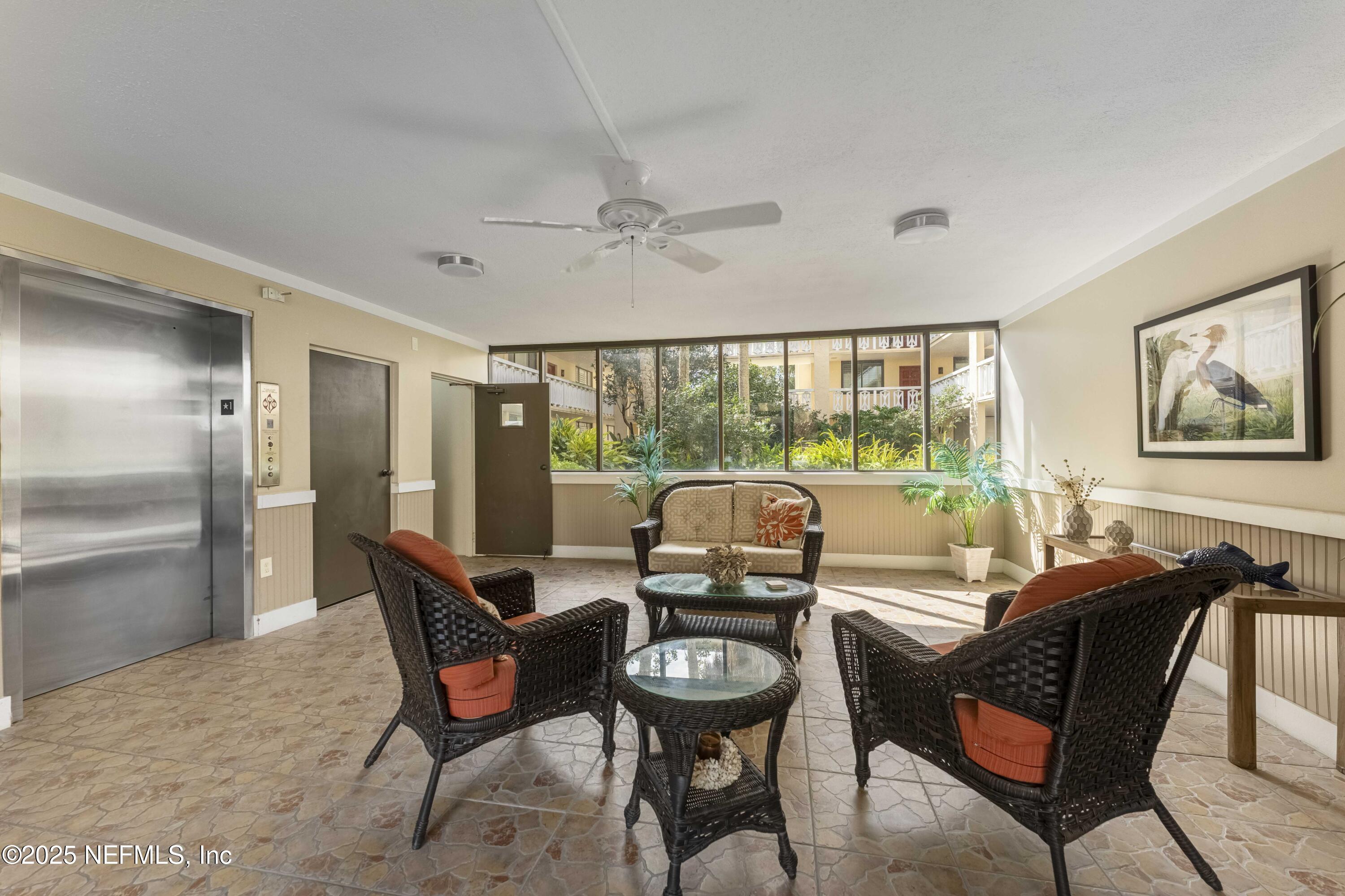 1830 SEVILLA Boulevard 207