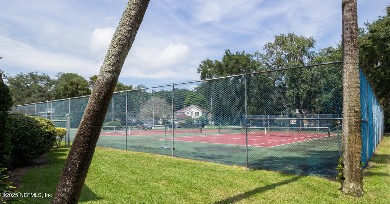 1830 SEVILLA Boulevard 207