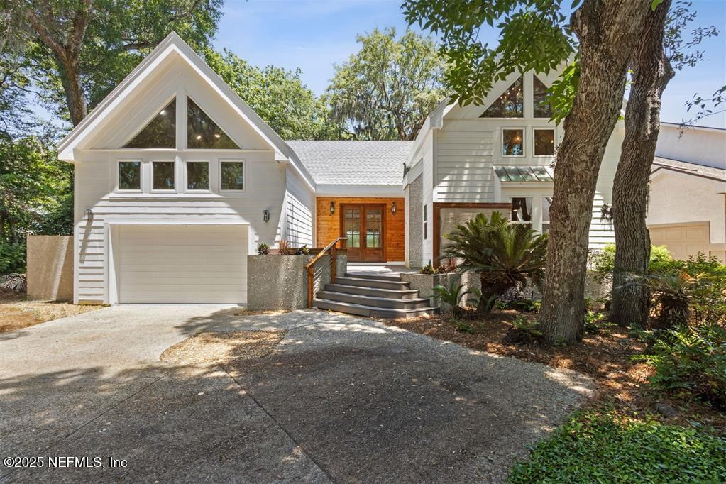 22 BELTED KINGFISHER Road