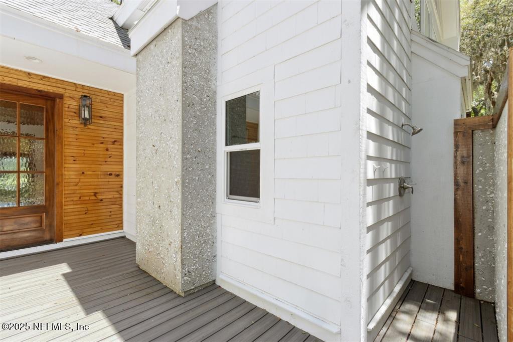 22 BELTED KINGFISHER Road