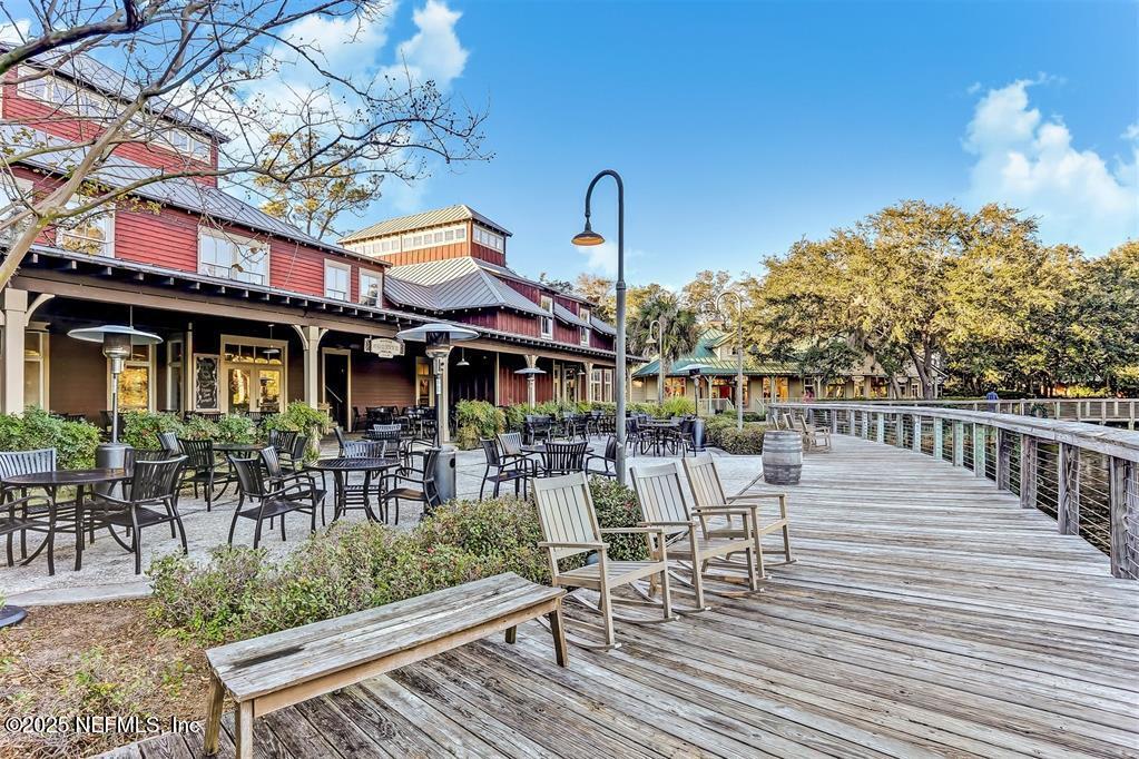 22 BELTED KINGFISHER Road