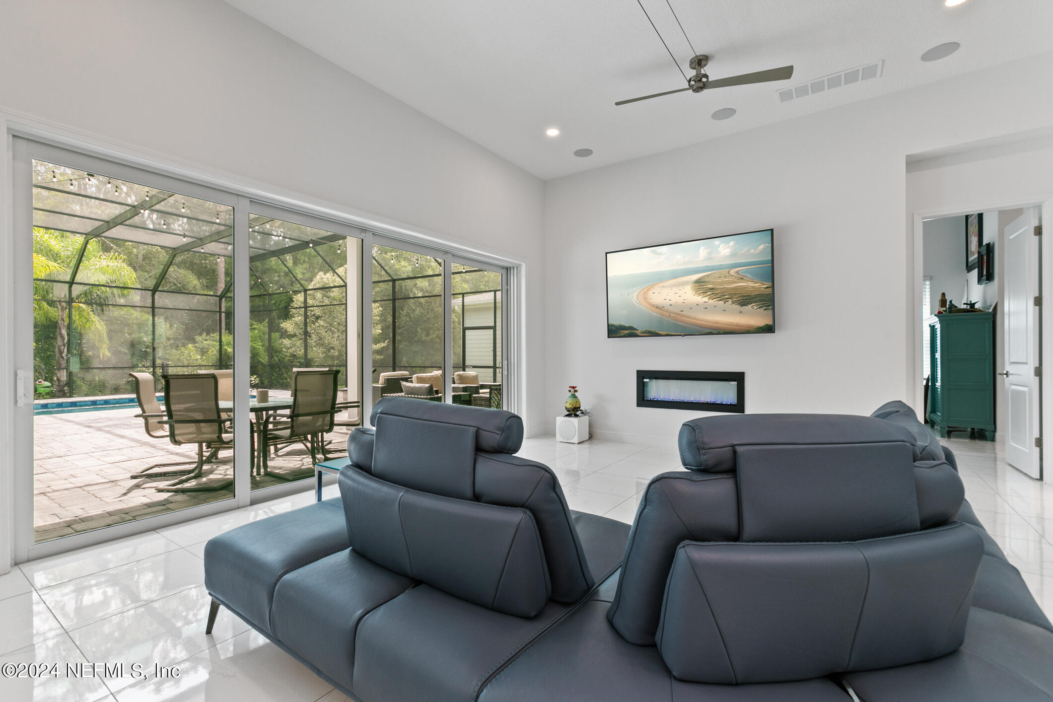 452 QUAIL VISTA Drive