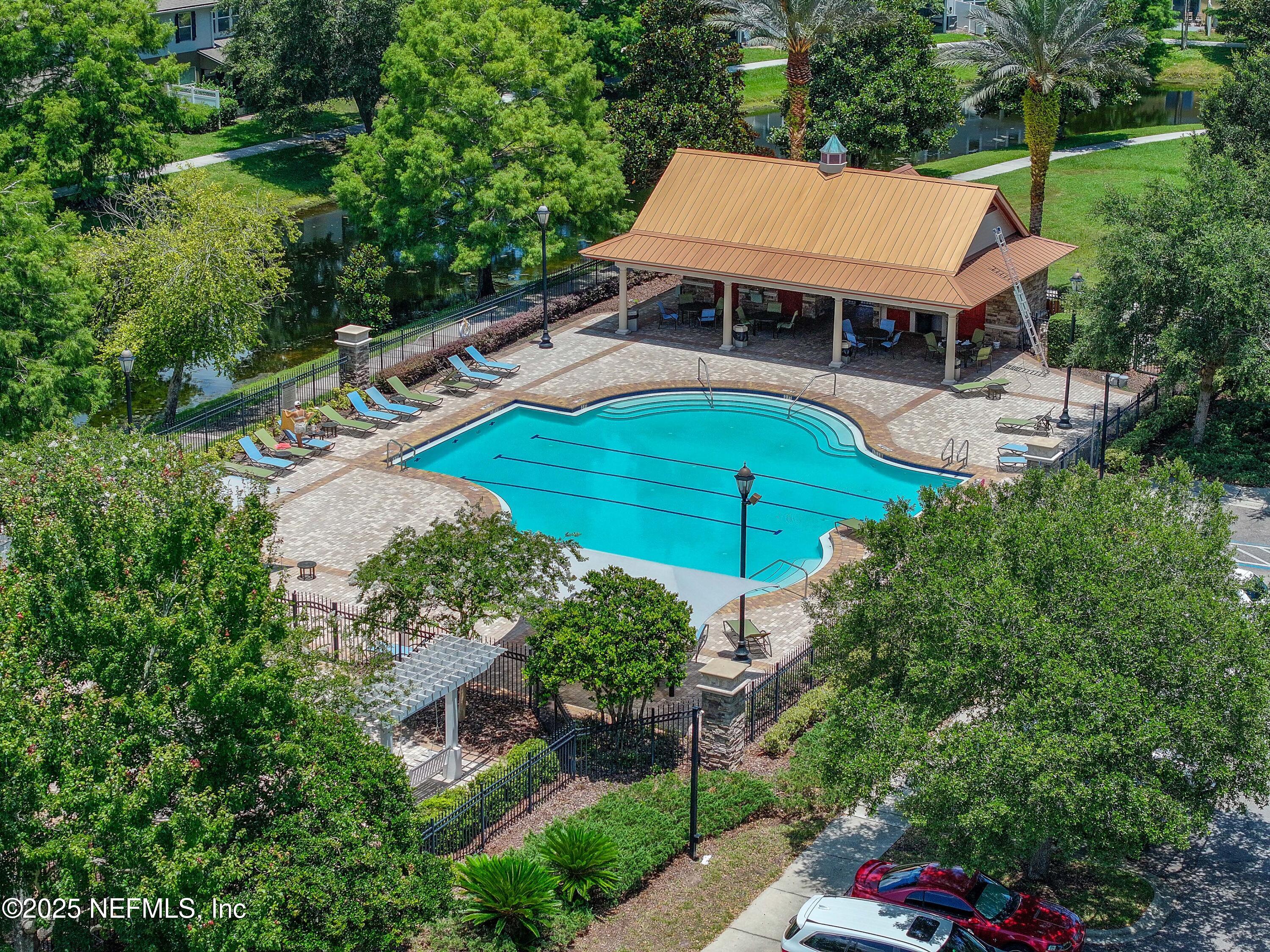 808 BLACK CHERRY Drive S, St. Johns