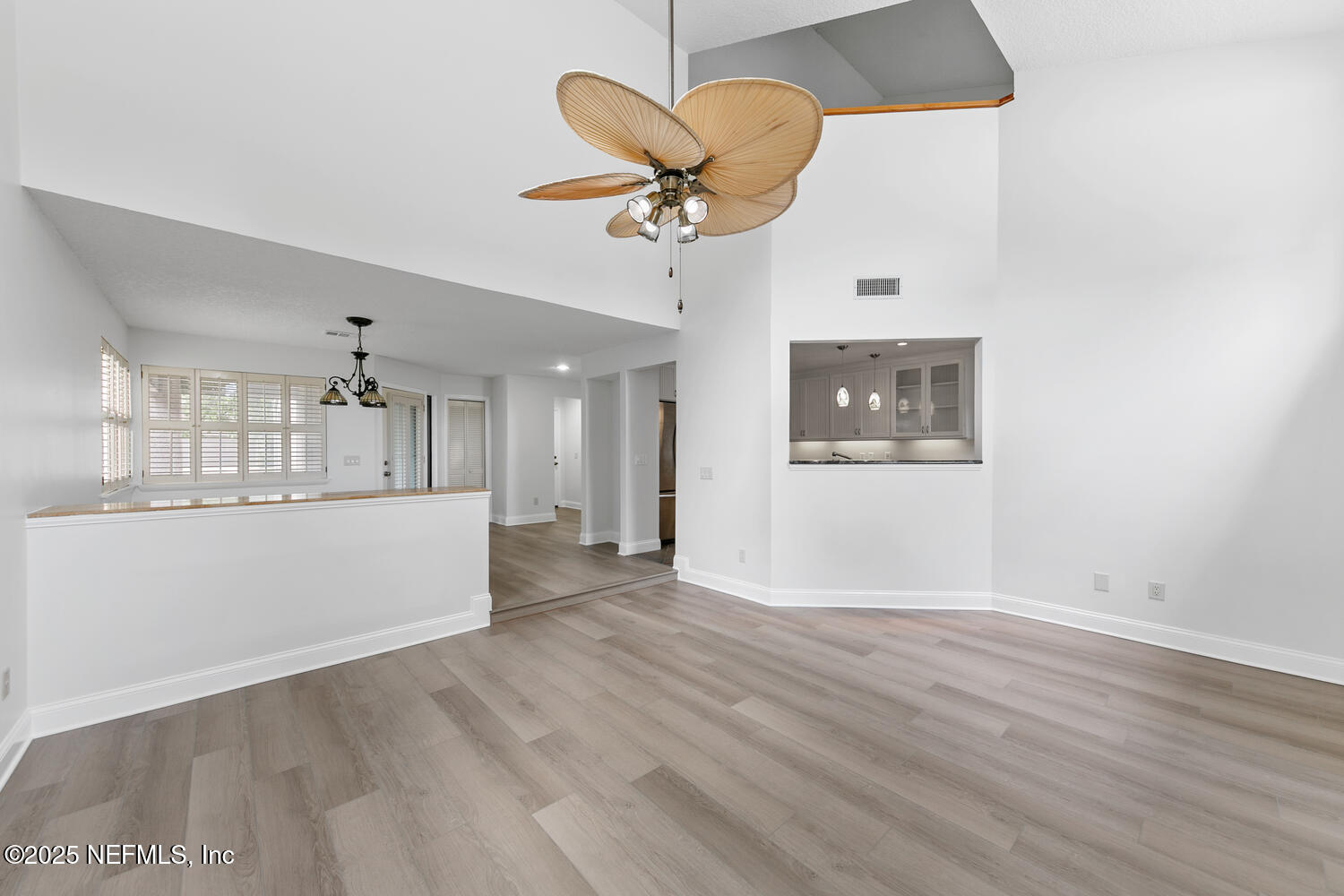511 SELVA LAKES Circle