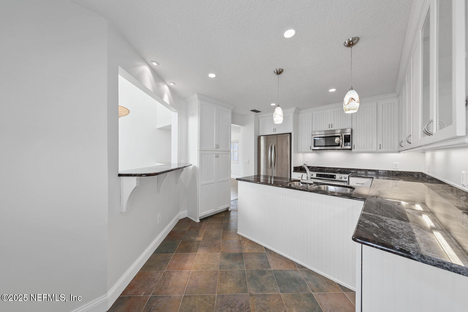 511 SELVA LAKES Circle