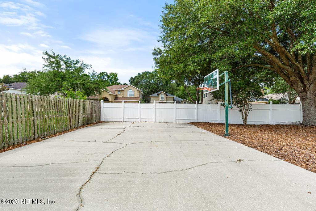 1680 CANOPY OAKS Drive