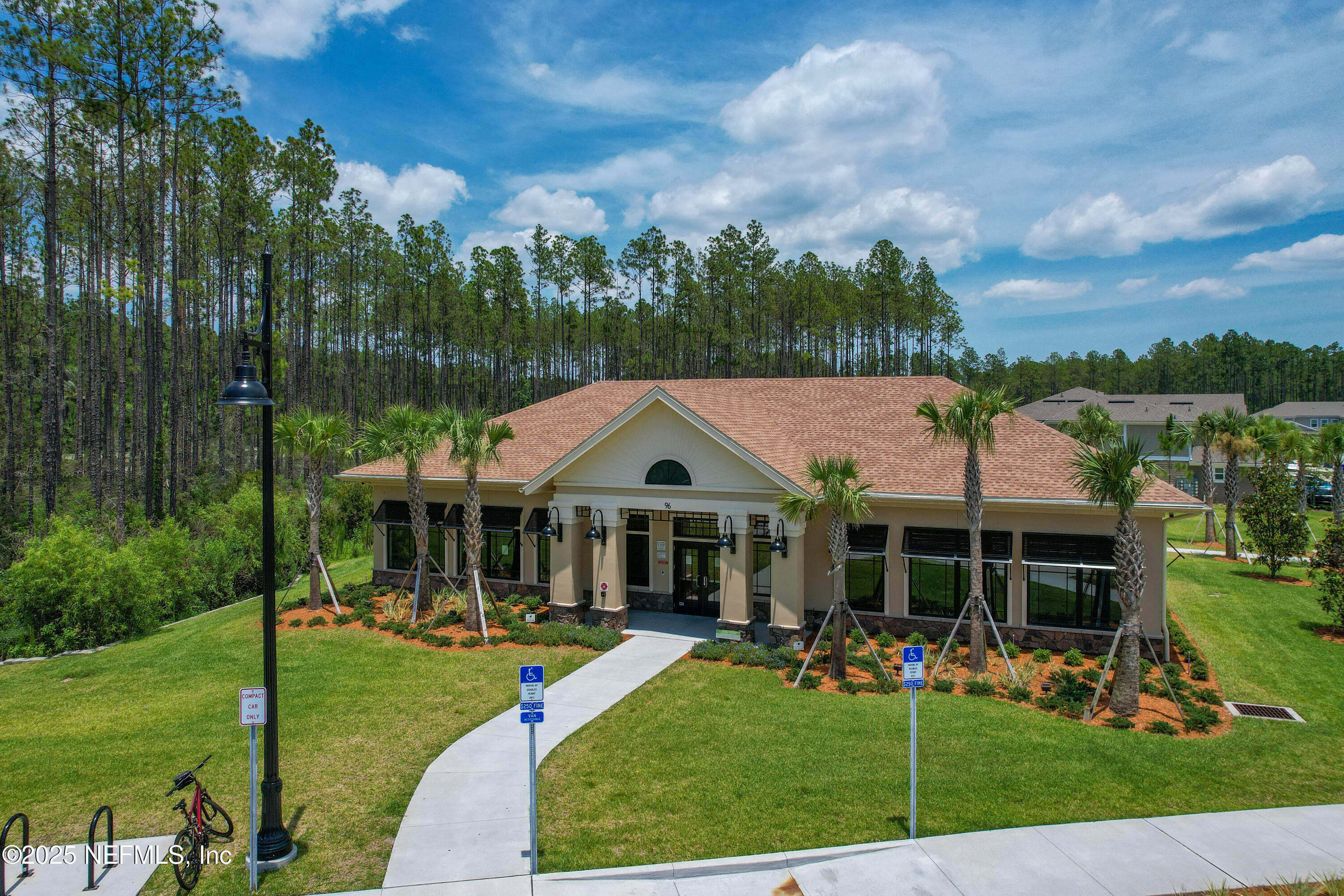 141 BALMORAL CASTLE Drive, St. Johns