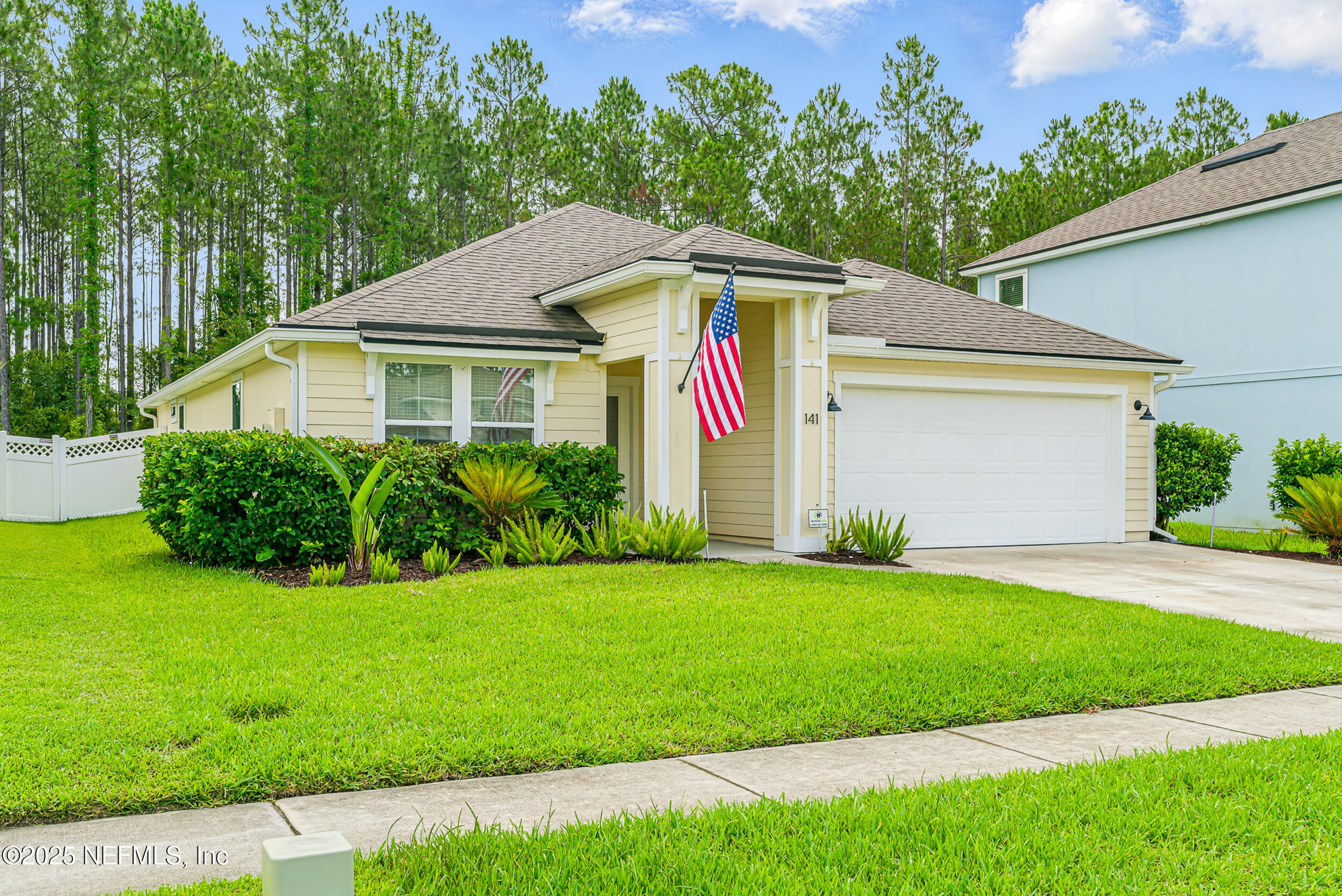 141 BALMORAL CASTLE Drive, St. Johns