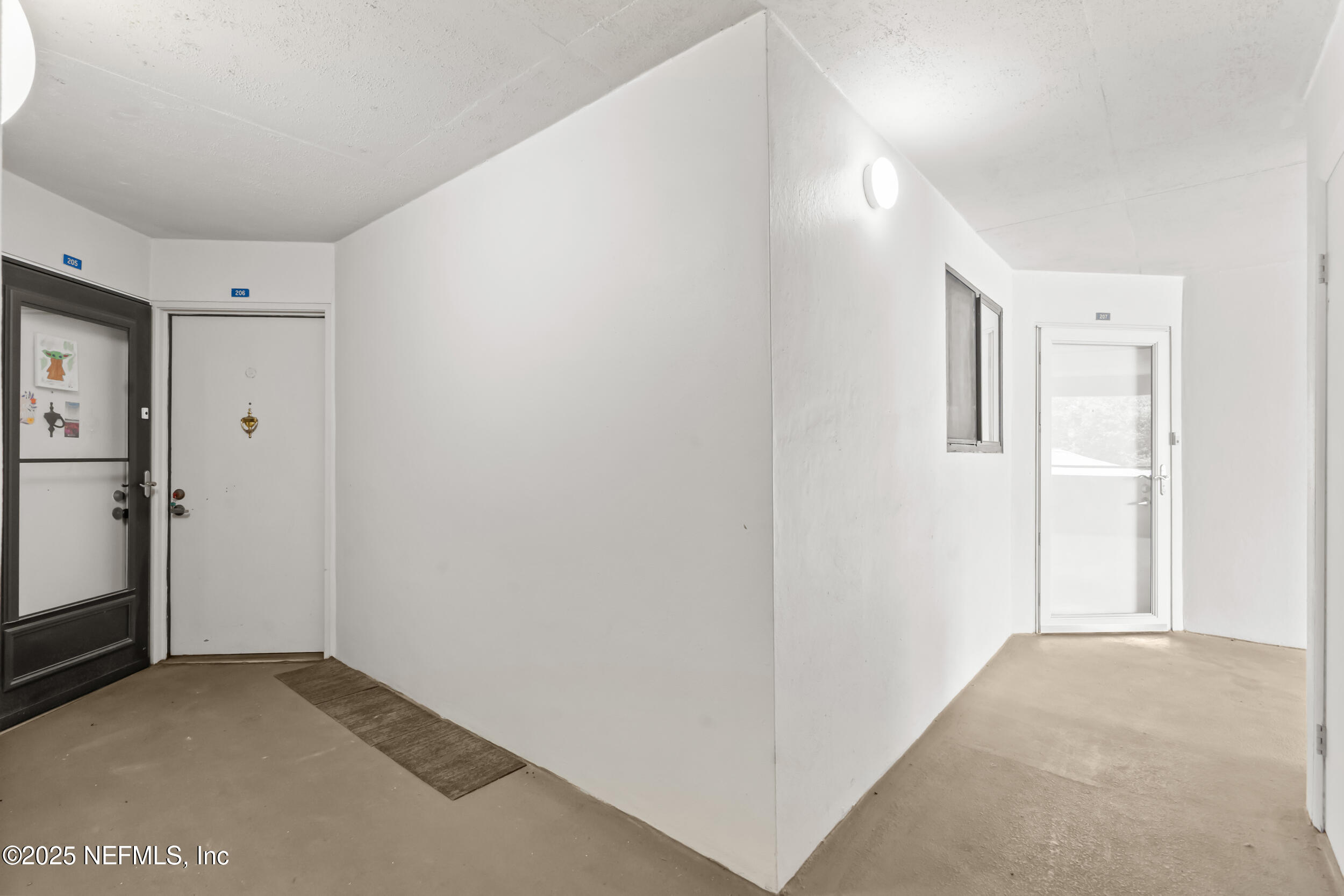 1071 EDGEWOOD Avenue S, 206