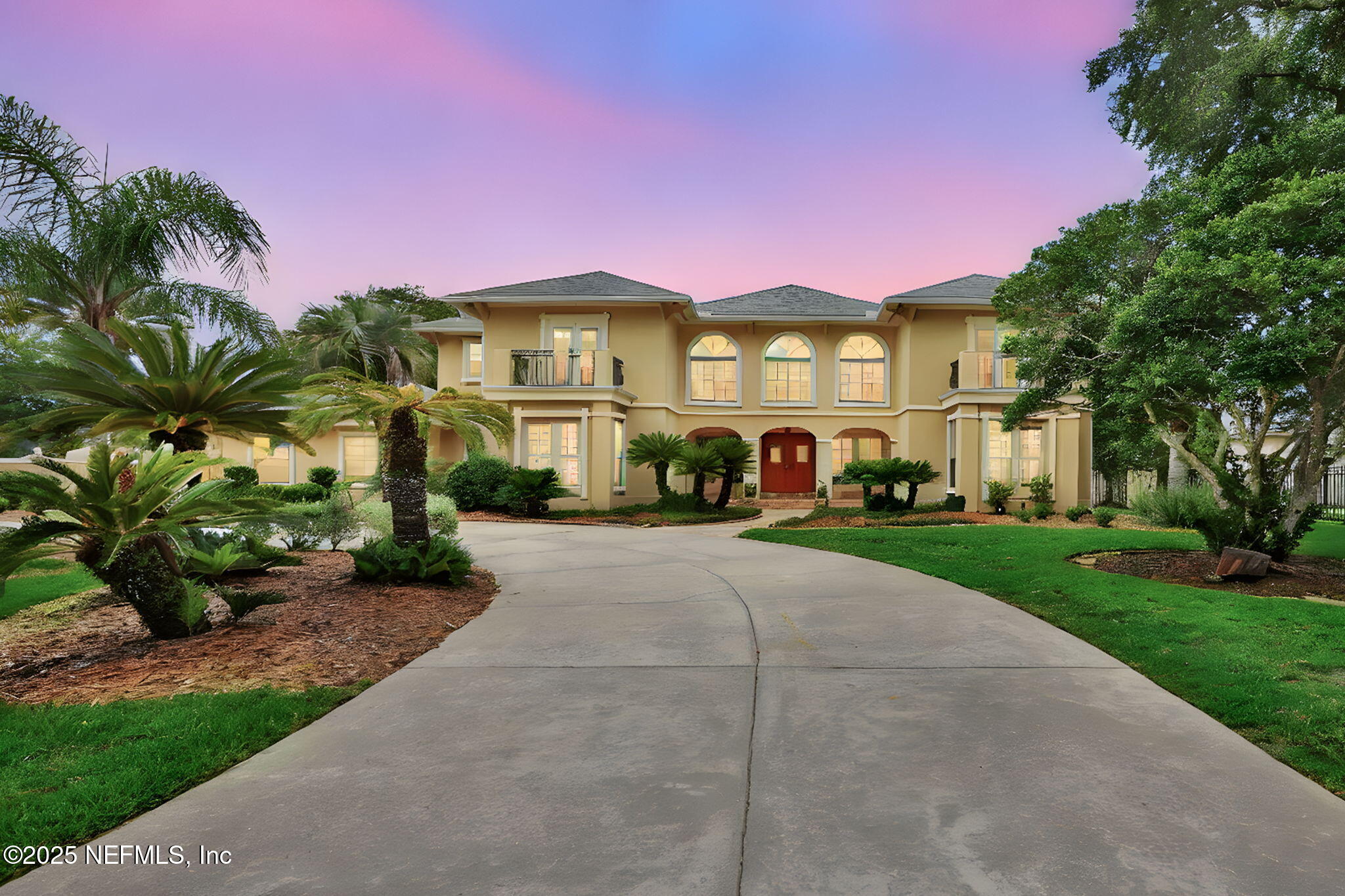 8227 MAR DEL PLATA Street E