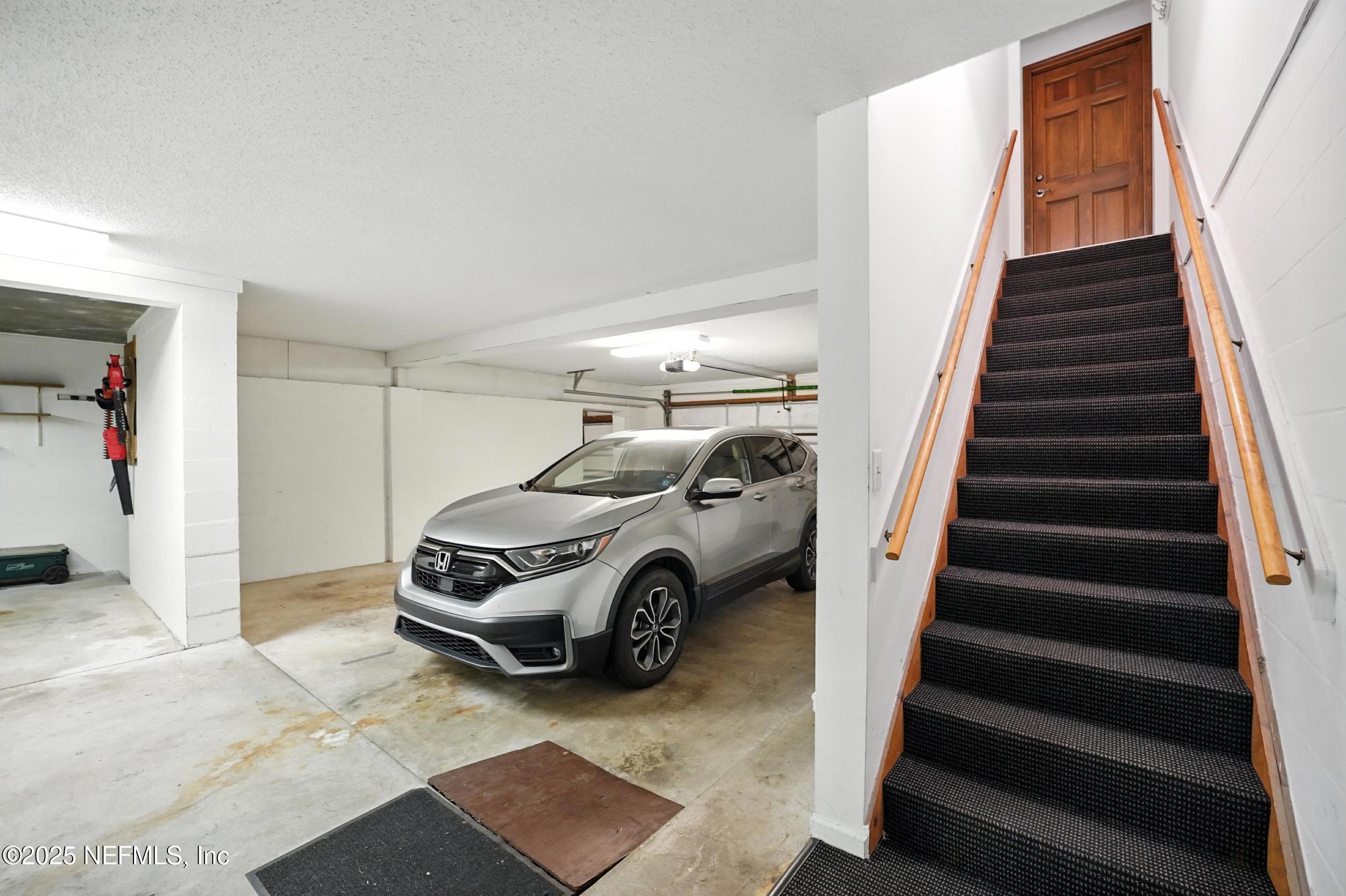 5029 GLADE HILL Street