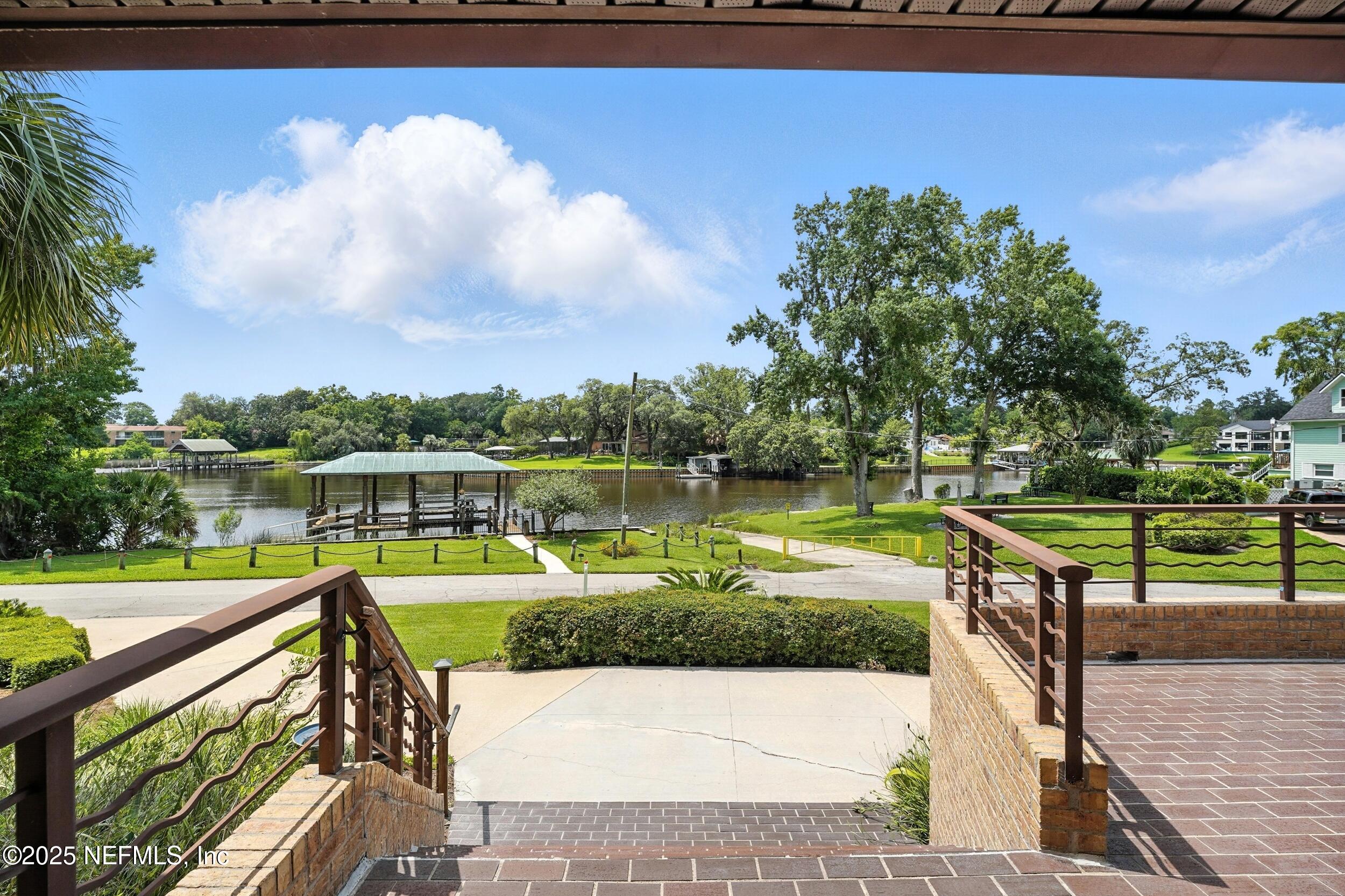 5029 GLADE HILL Street