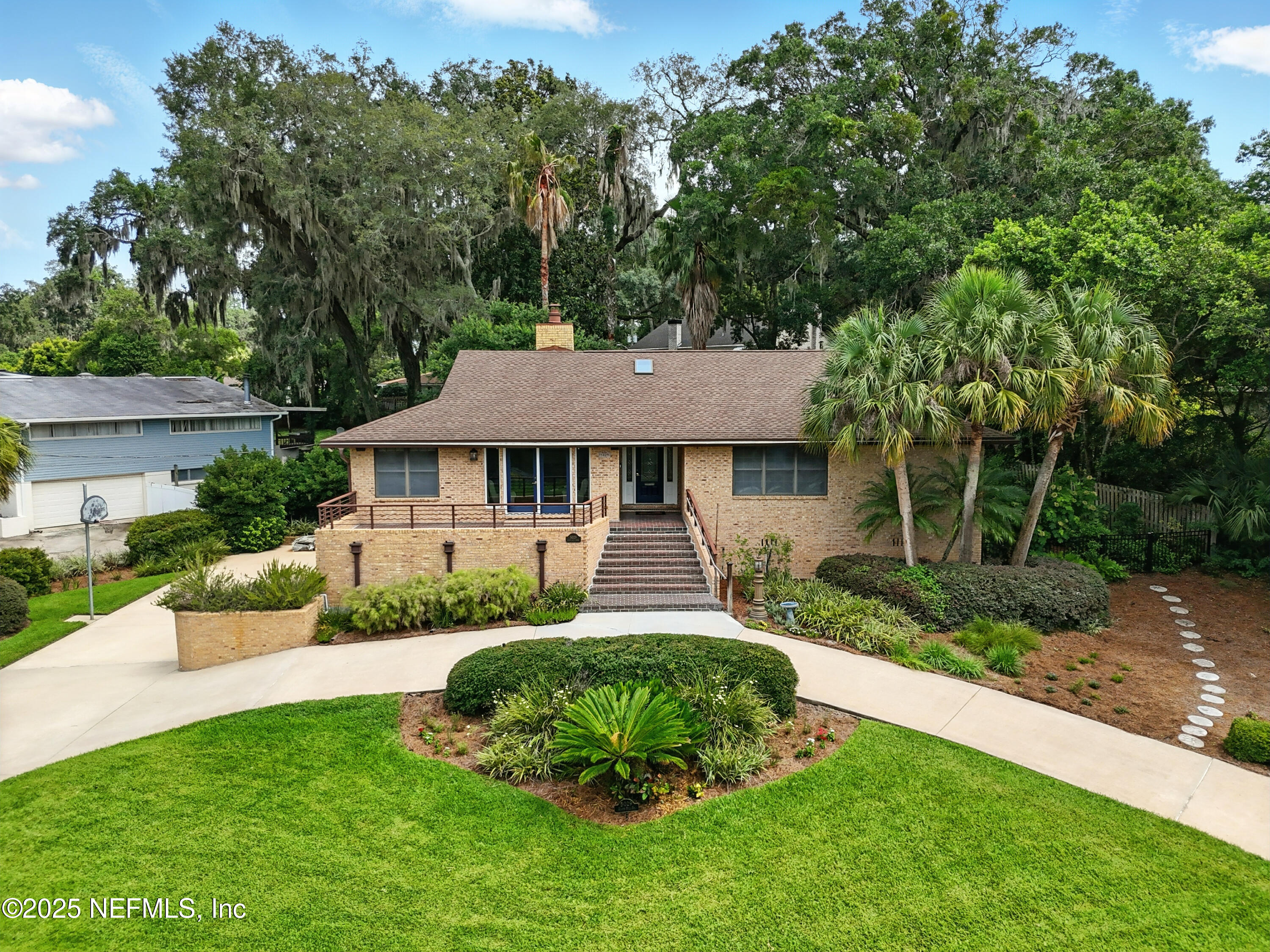 5029 GLADE HILL Street