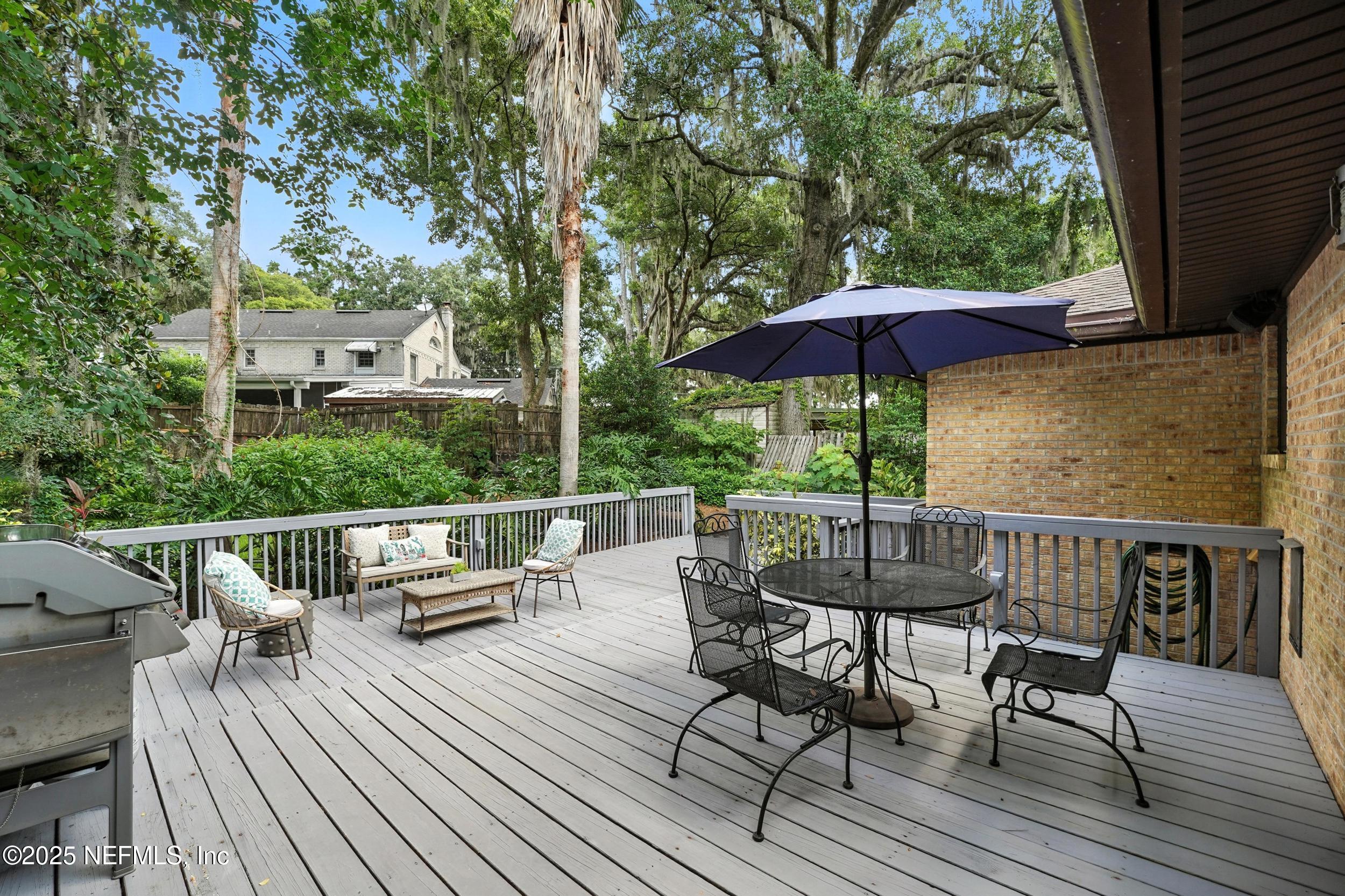 5029 GLADE HILL Street