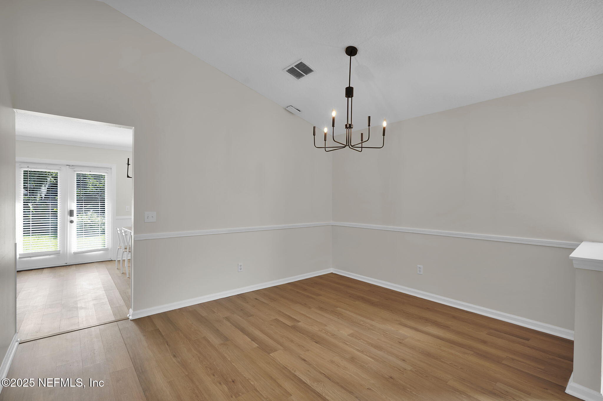 2244 EAGLES NEST Road