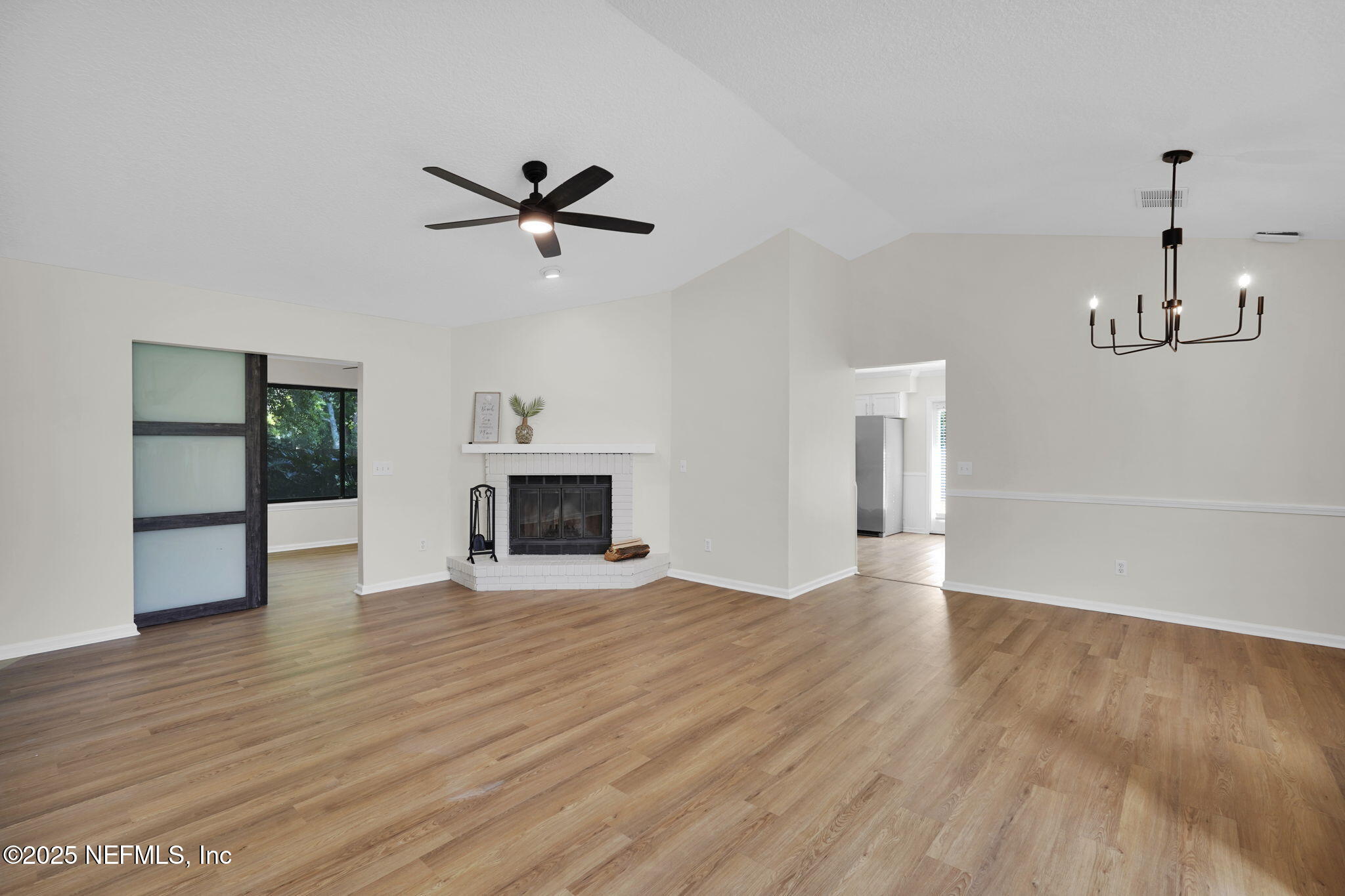 2244 EAGLES NEST Road