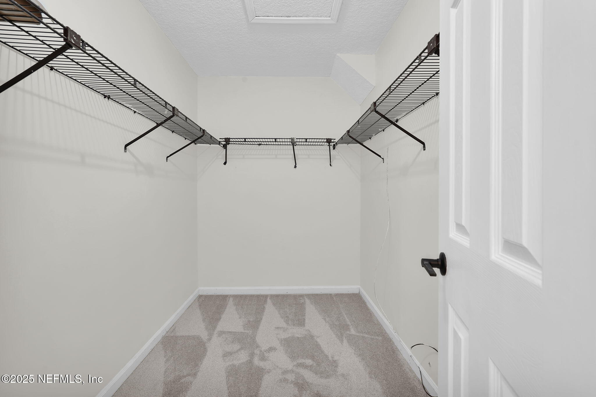 2244 EAGLES NEST Road