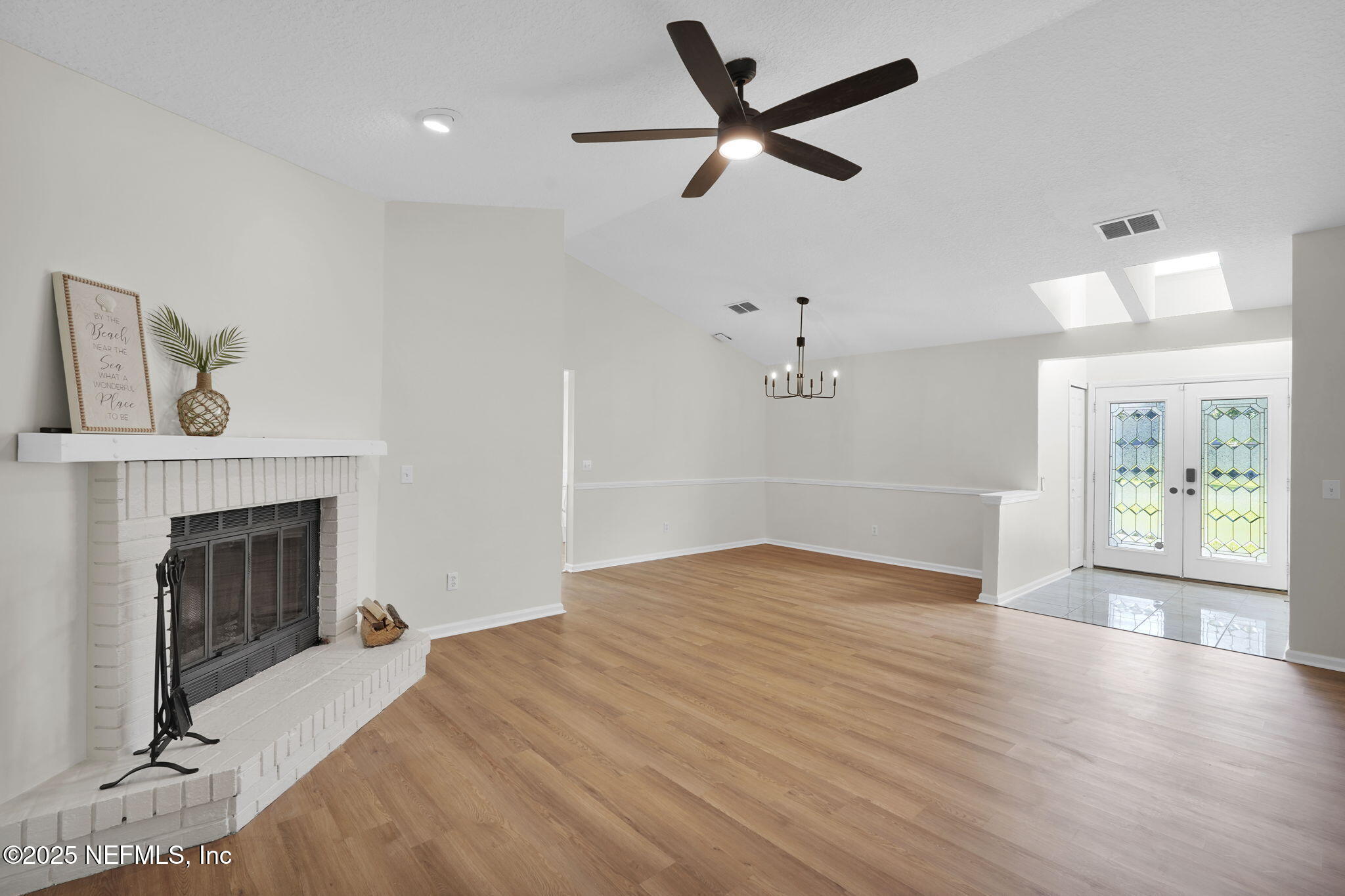 2244 EAGLES NEST Road