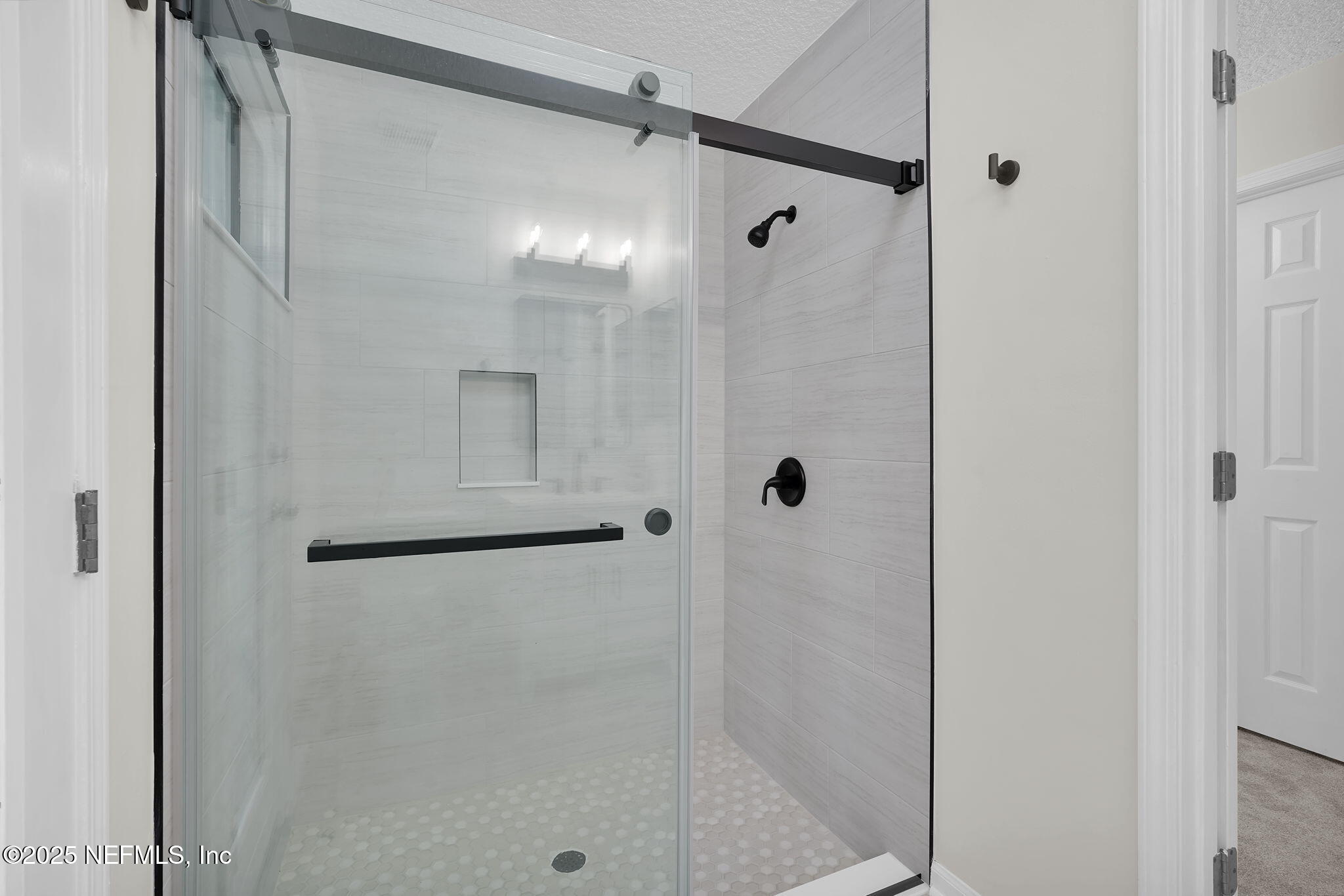 2244 EAGLES NEST Road