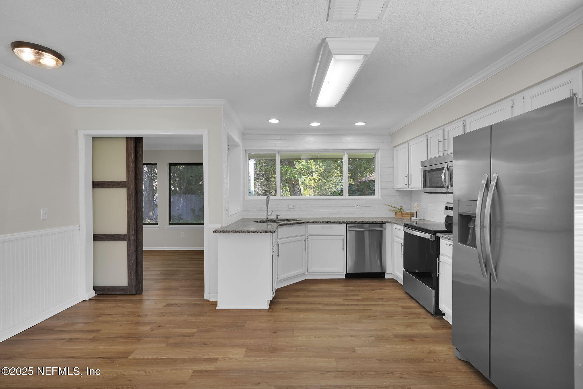 2244 EAGLES NEST Road