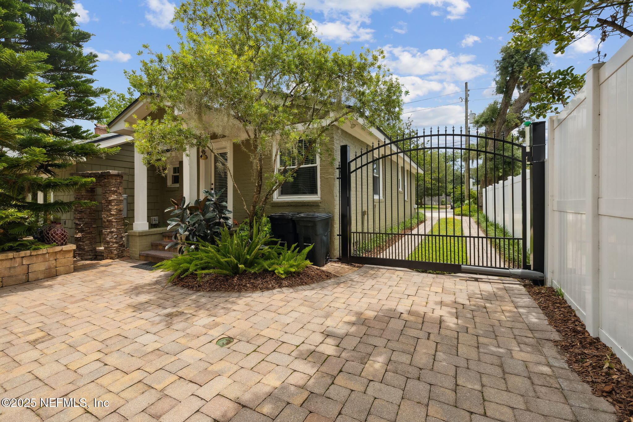 4370 GADSDEN Court