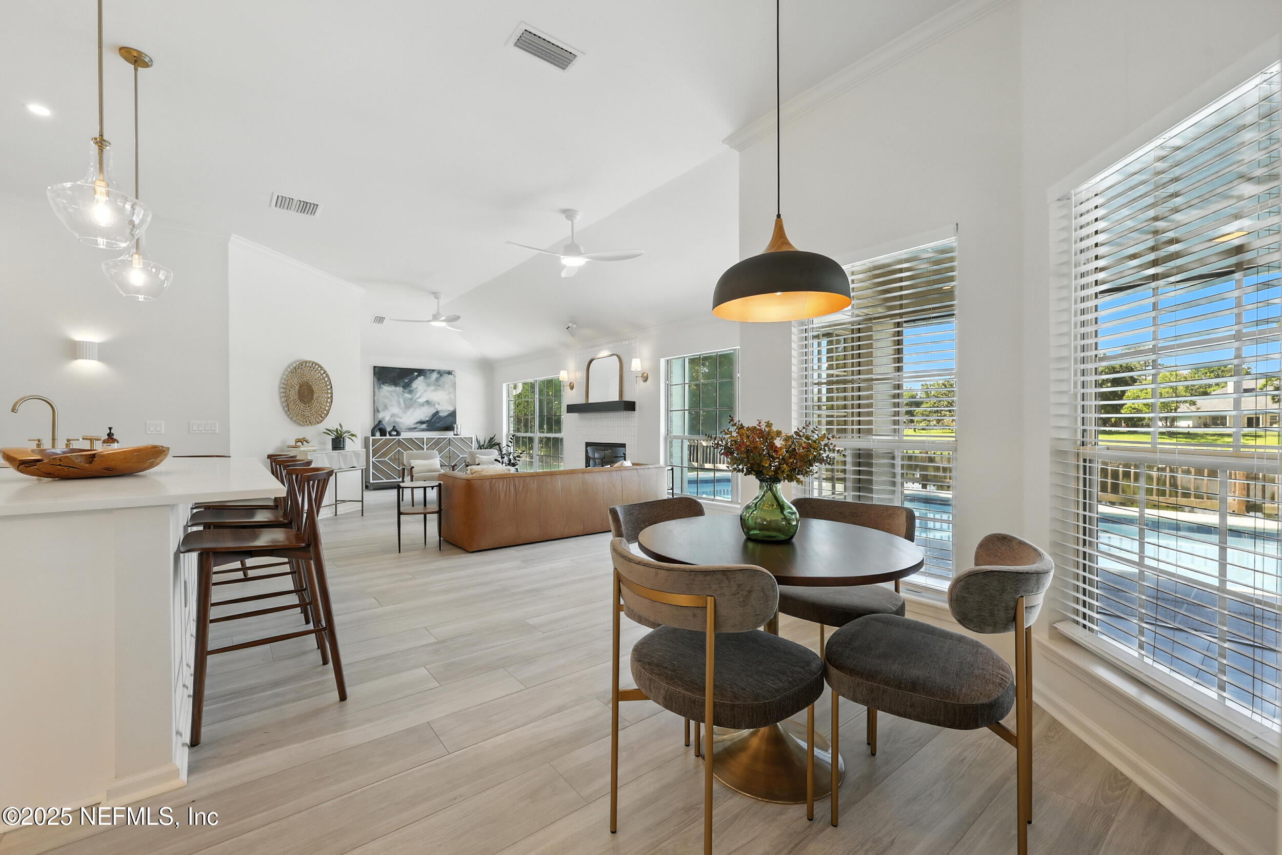 1813 ROYAL FERN Lane