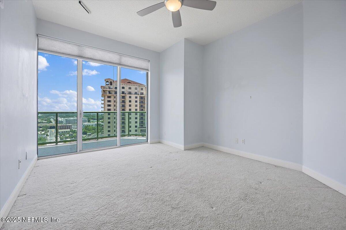 1431 RIVERPLACE Boulevard, 1610