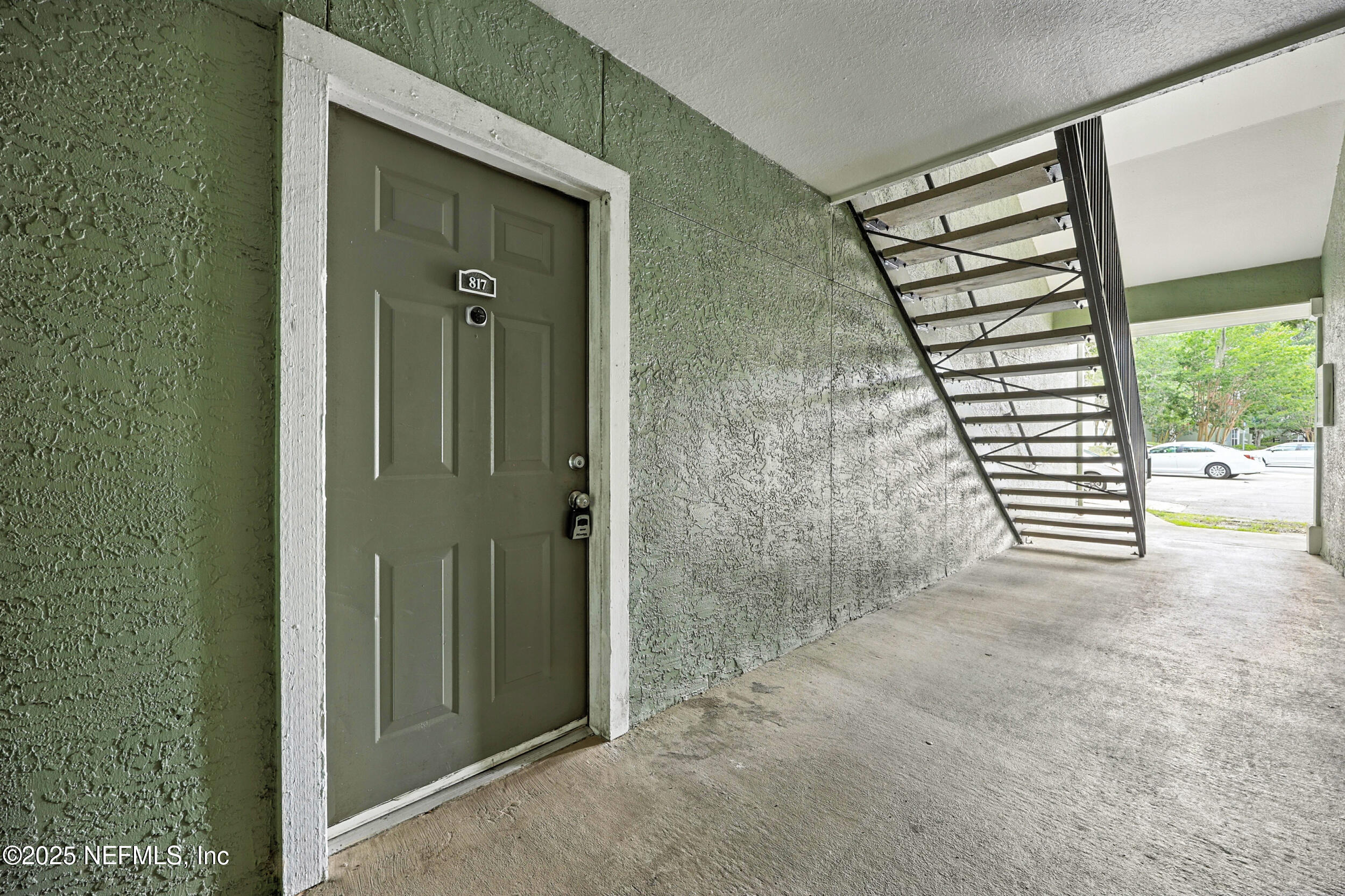 7701 TIMBERLIN PARK Boulevard, 817