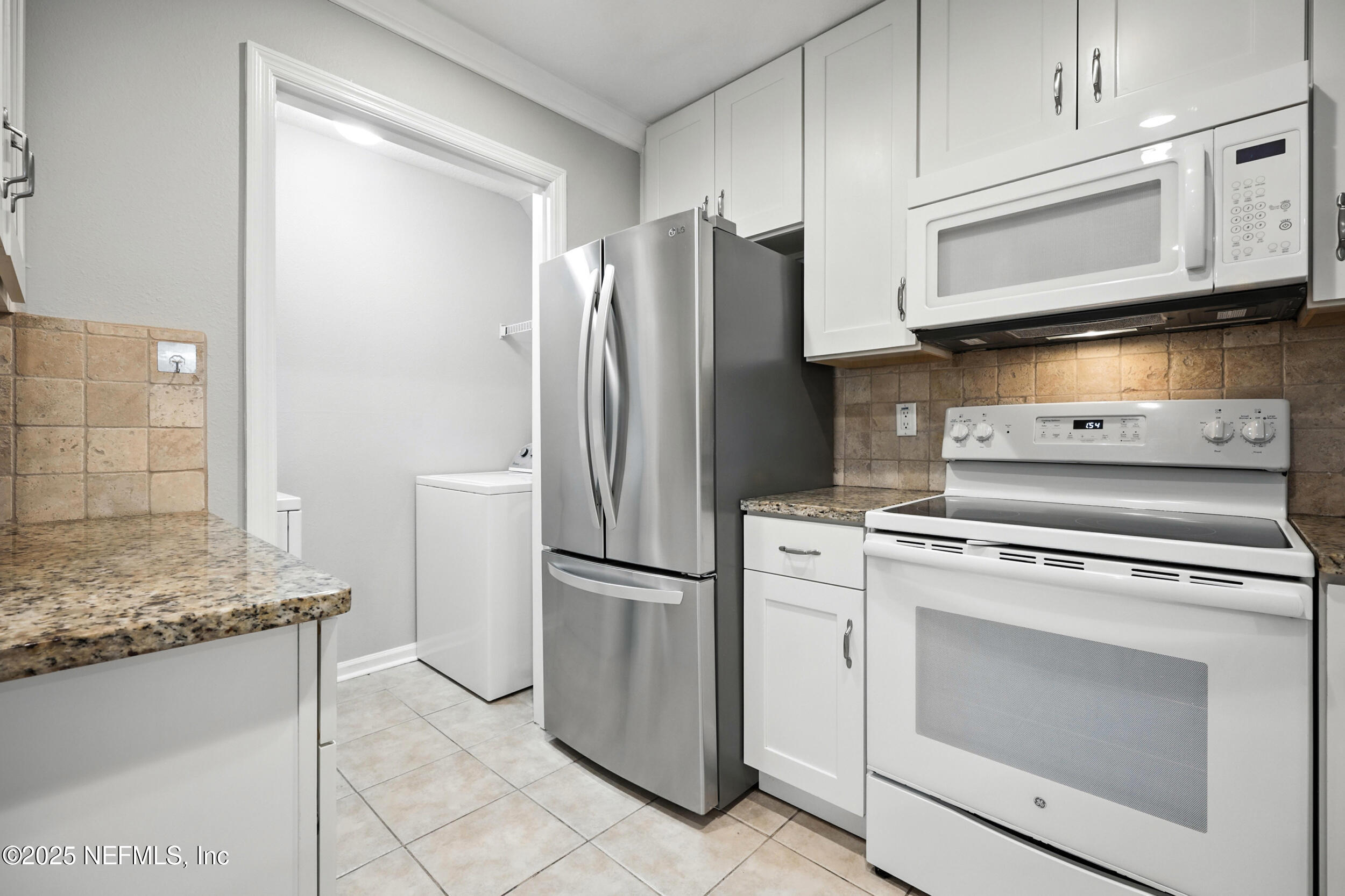 7701 TIMBERLIN PARK Boulevard, 817
