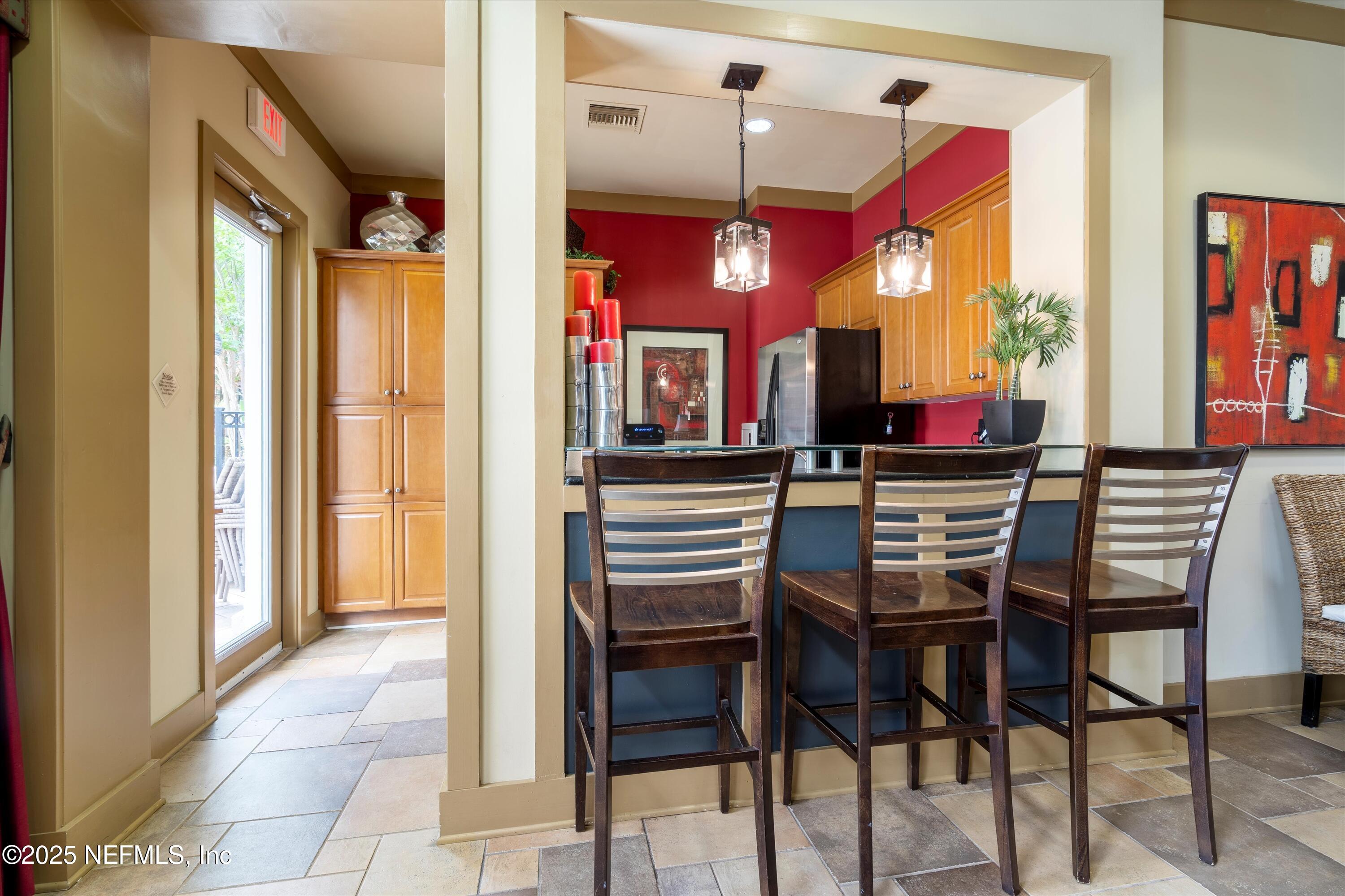 10435 MIDTOWN Parkway, 461