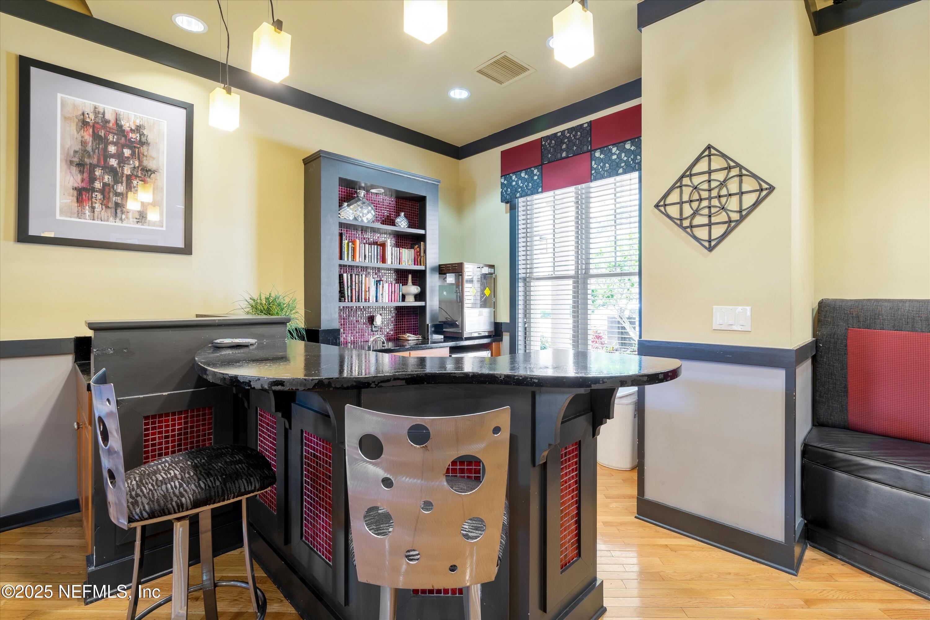 10435 MIDTOWN Parkway, 461