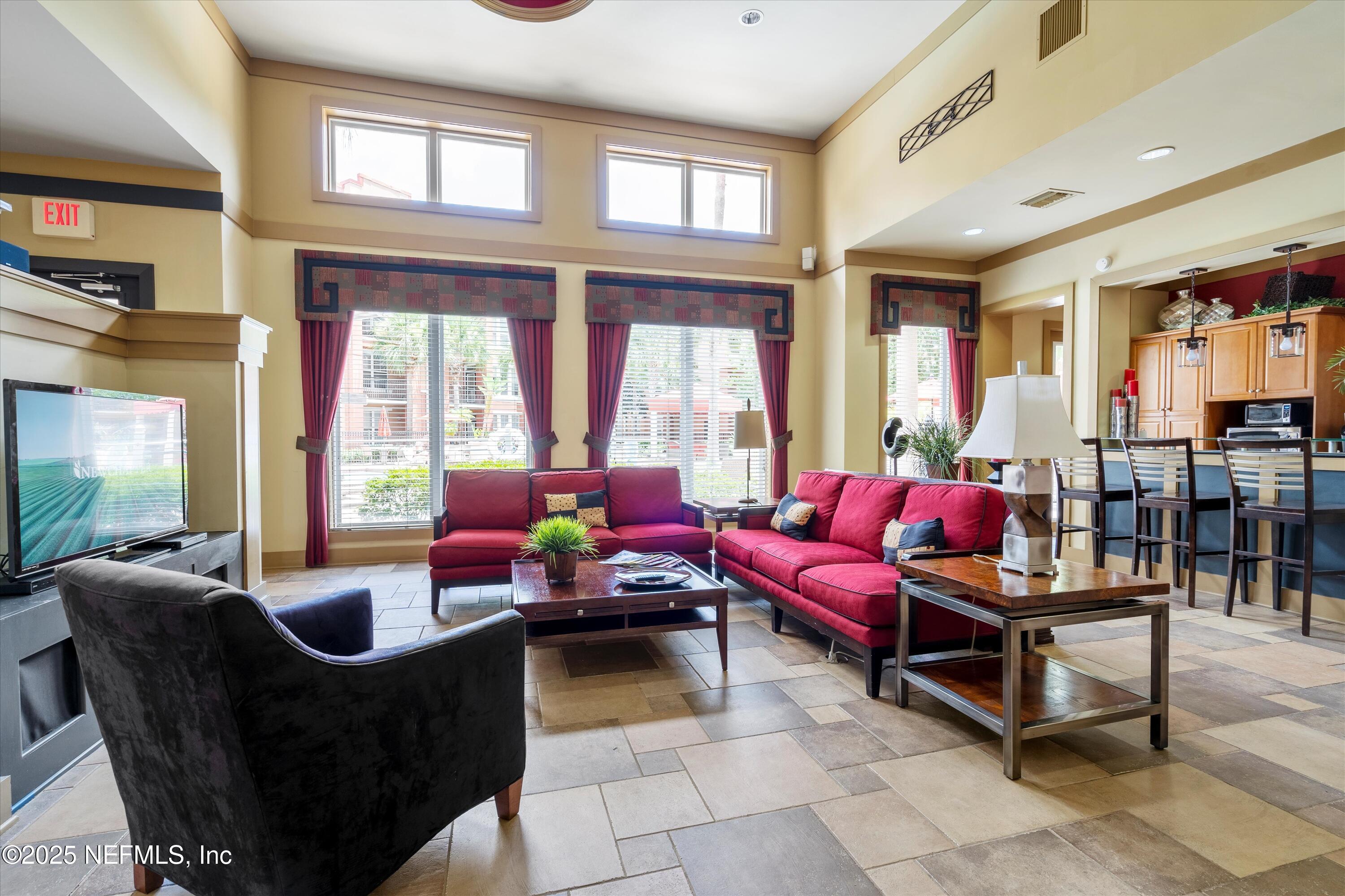 10435 MIDTOWN Parkway, 461