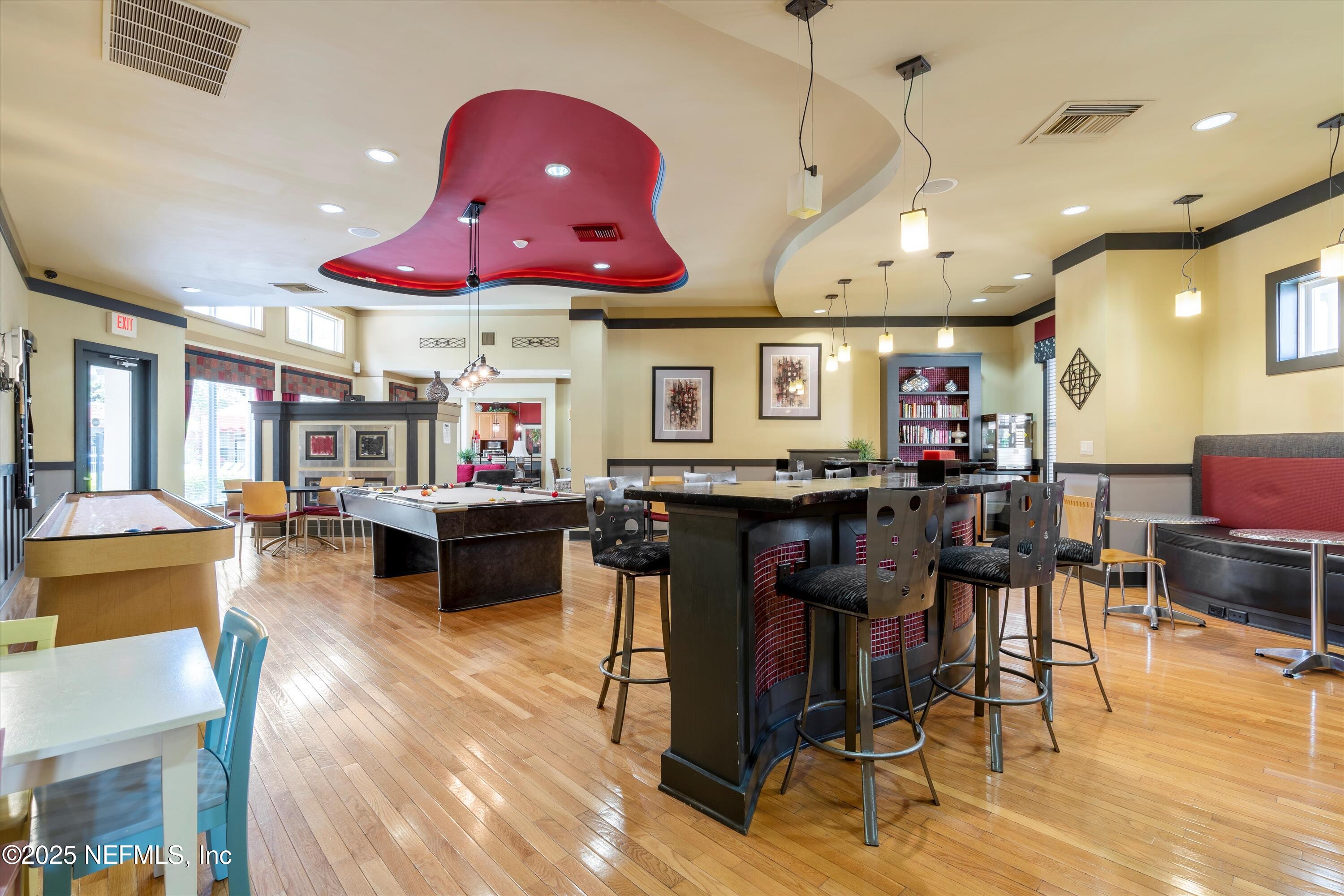 10435 MIDTOWN Parkway, 461