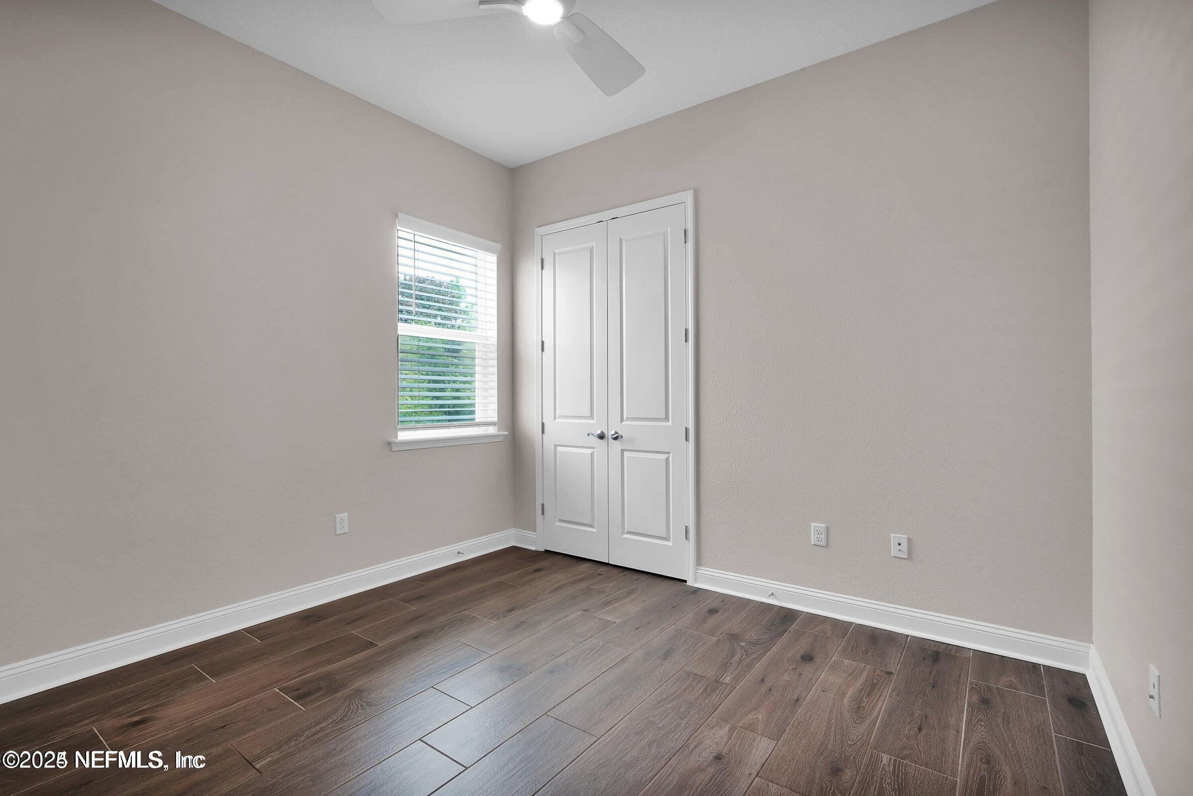 244 VISTA LAKE Circle