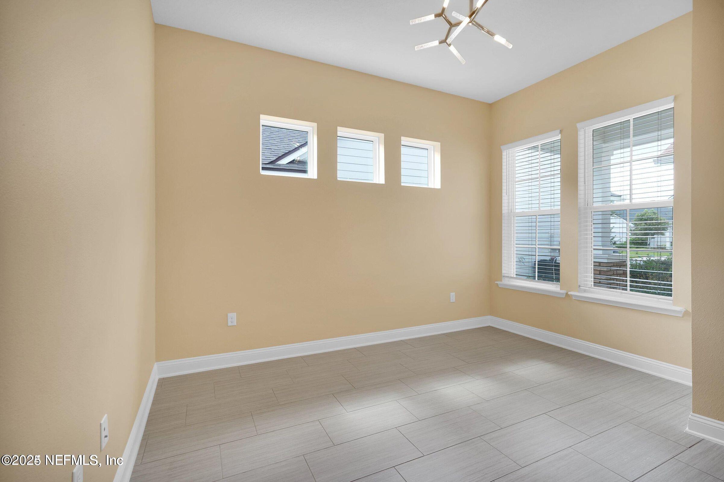 244 VISTA LAKE Circle