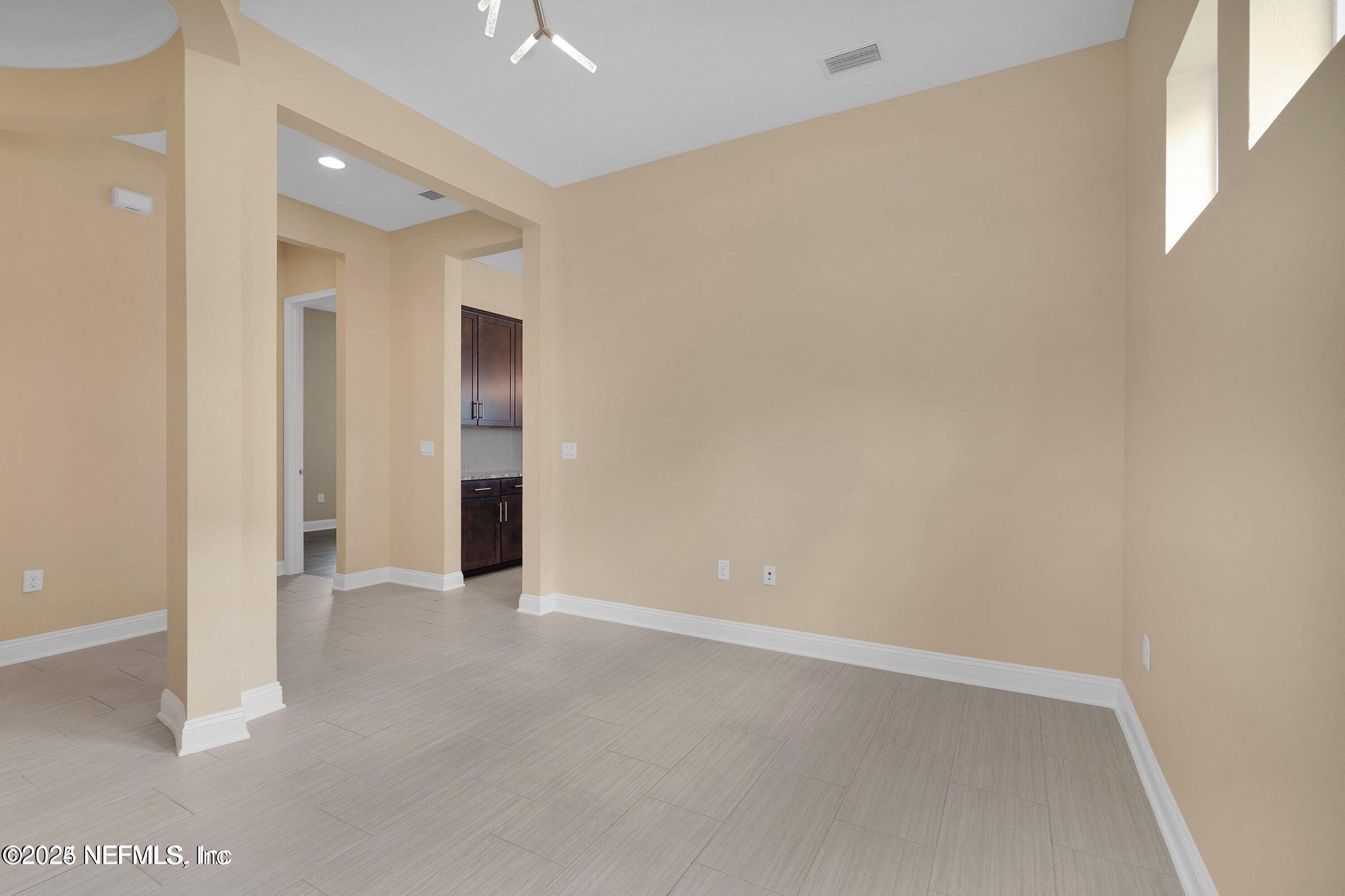 244 VISTA LAKE Circle