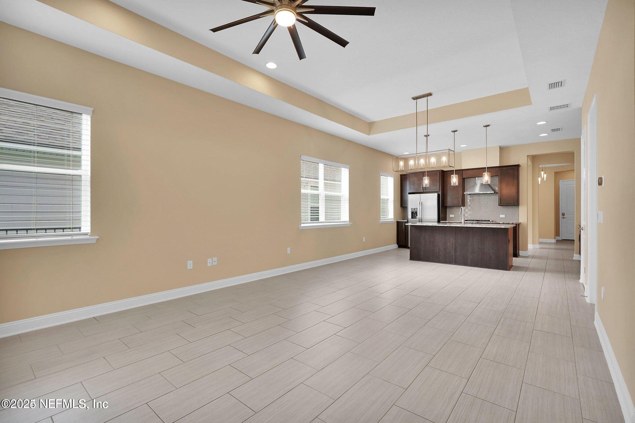 244 VISTA LAKE Circle