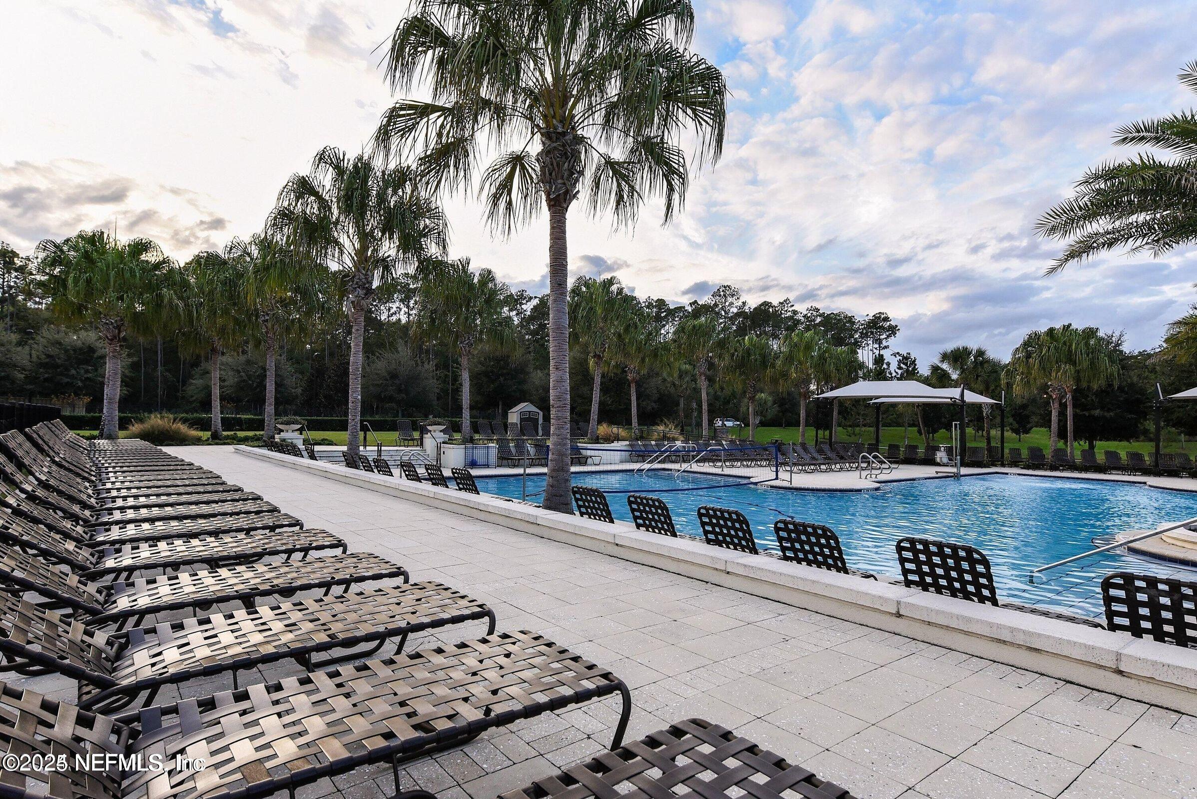 244 VISTA LAKE Circle