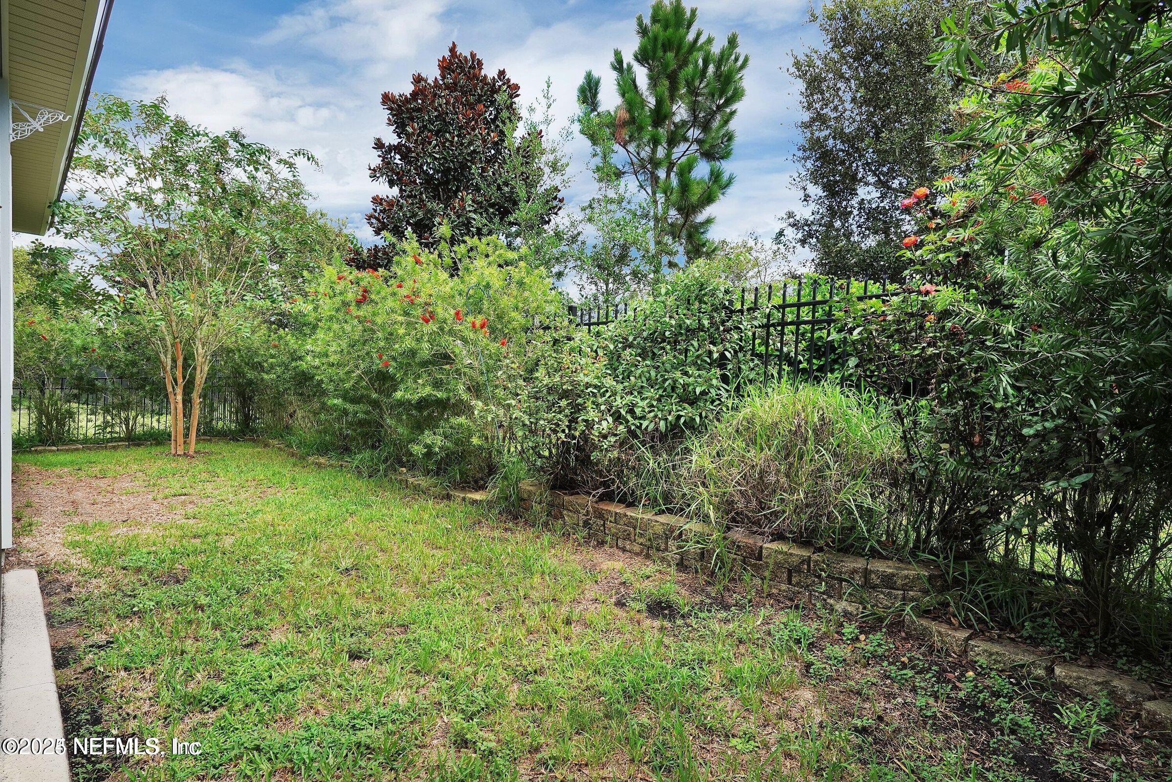 244 VISTA LAKE Circle