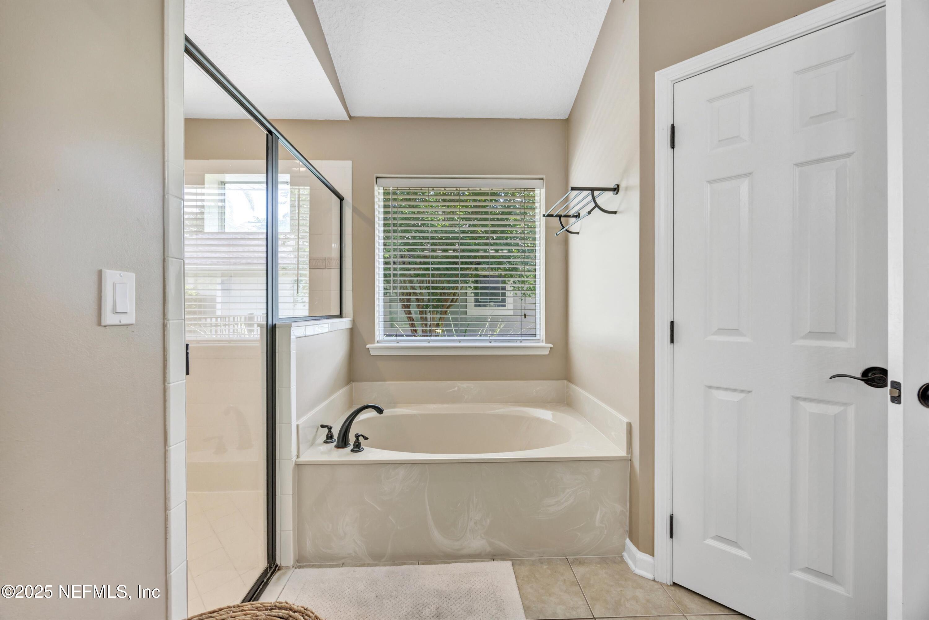 1529 WATERBRIDGE Court