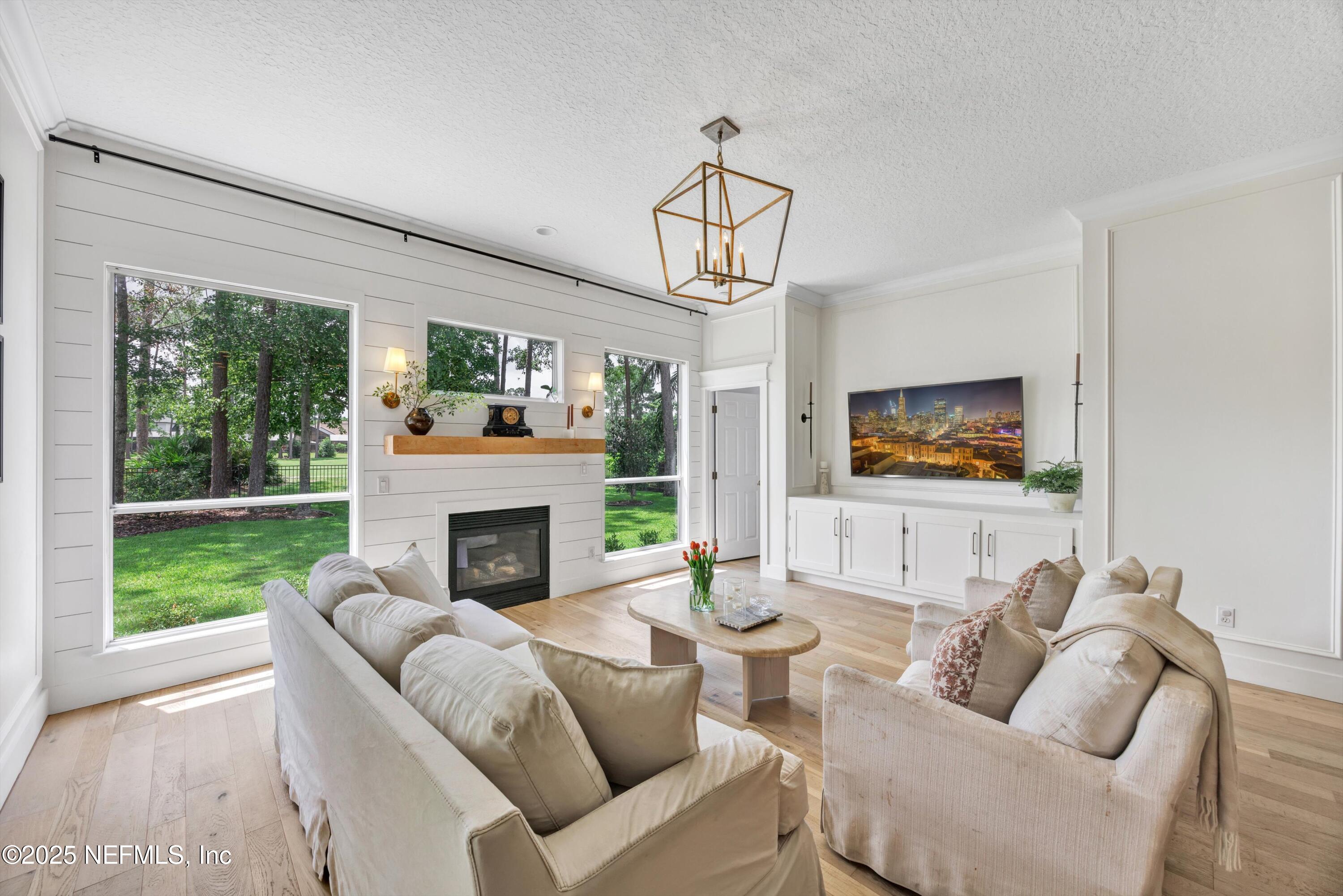 1529 WATERBRIDGE Court