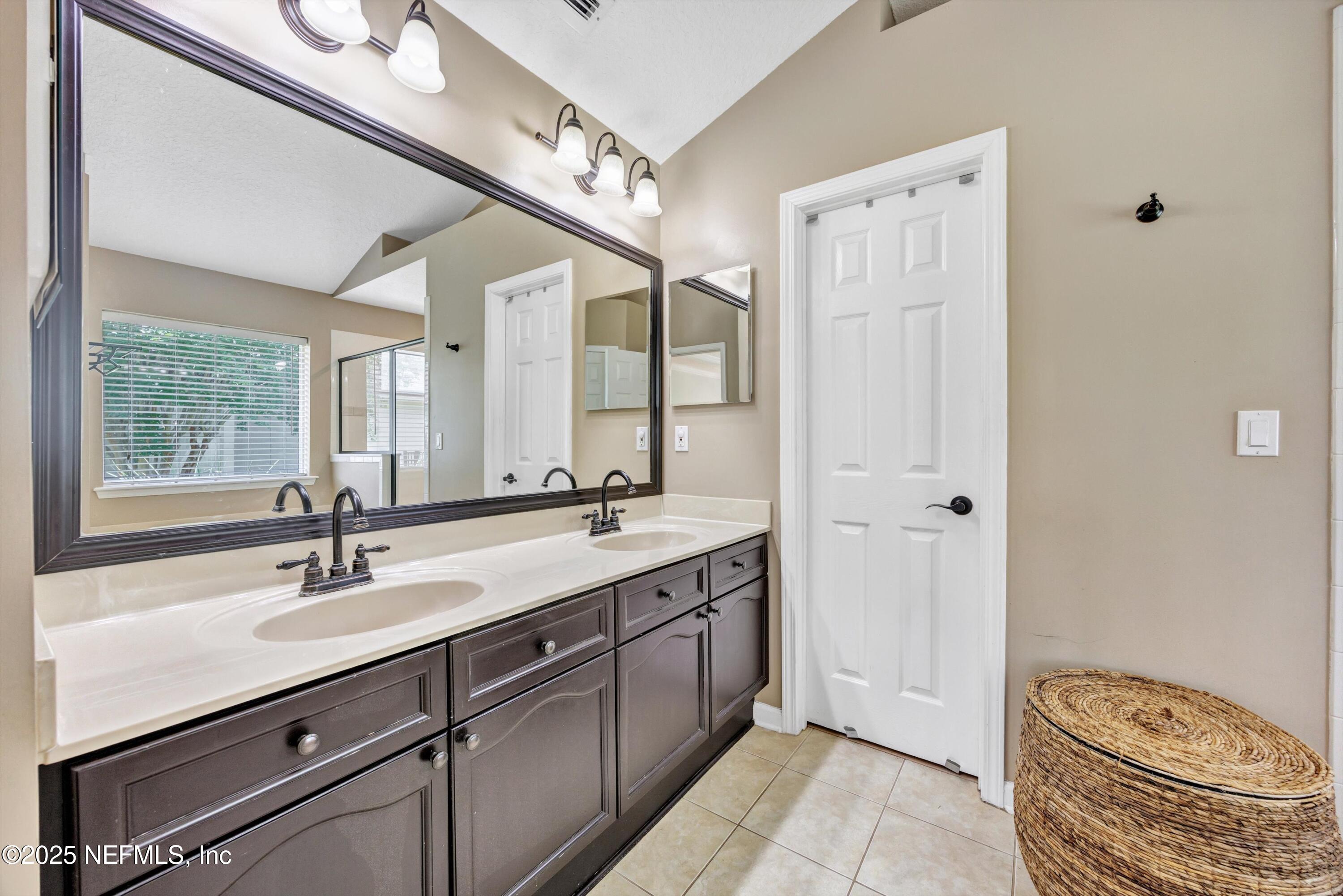 1529 WATERBRIDGE Court