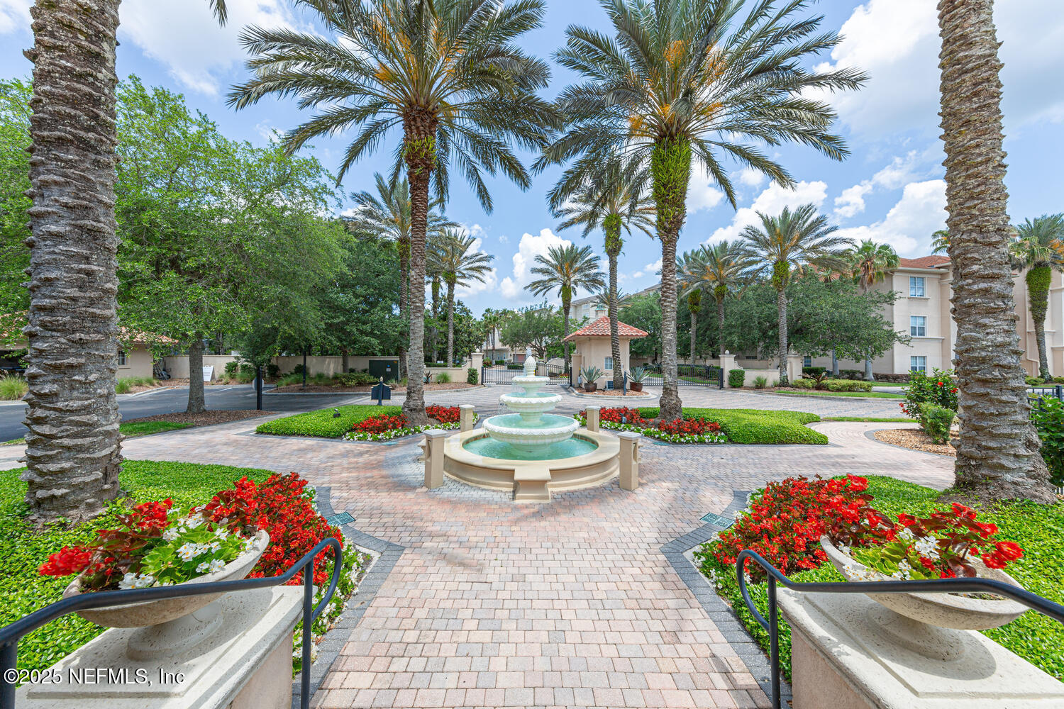 13846 ATLANTIC Boulevard, 103