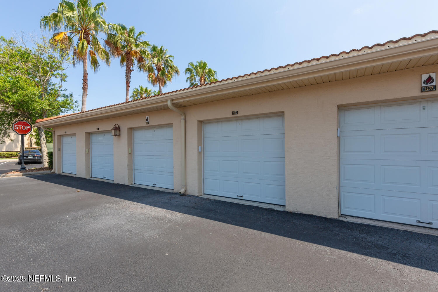 13846 ATLANTIC Boulevard, 103