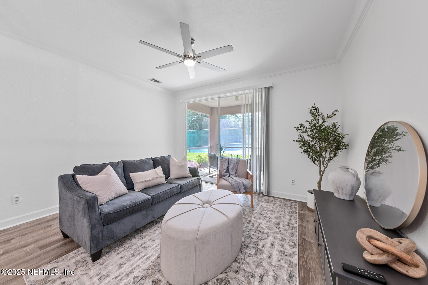 13810 SUTTON PARK Drive N, 915