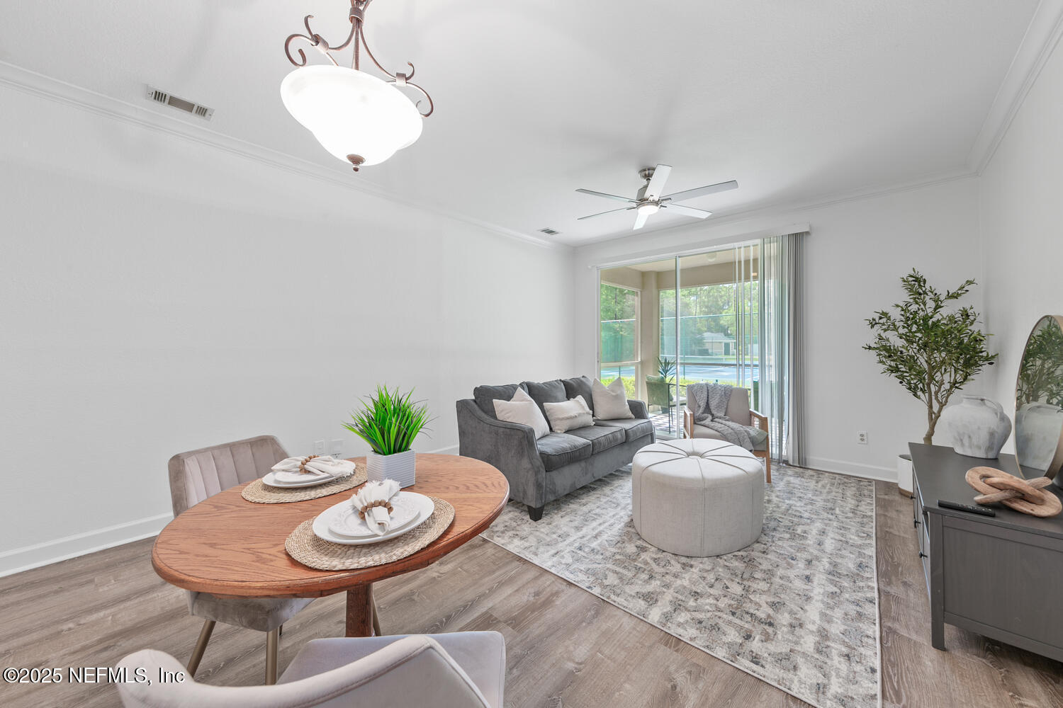 13810 SUTTON PARK Drive N, 915