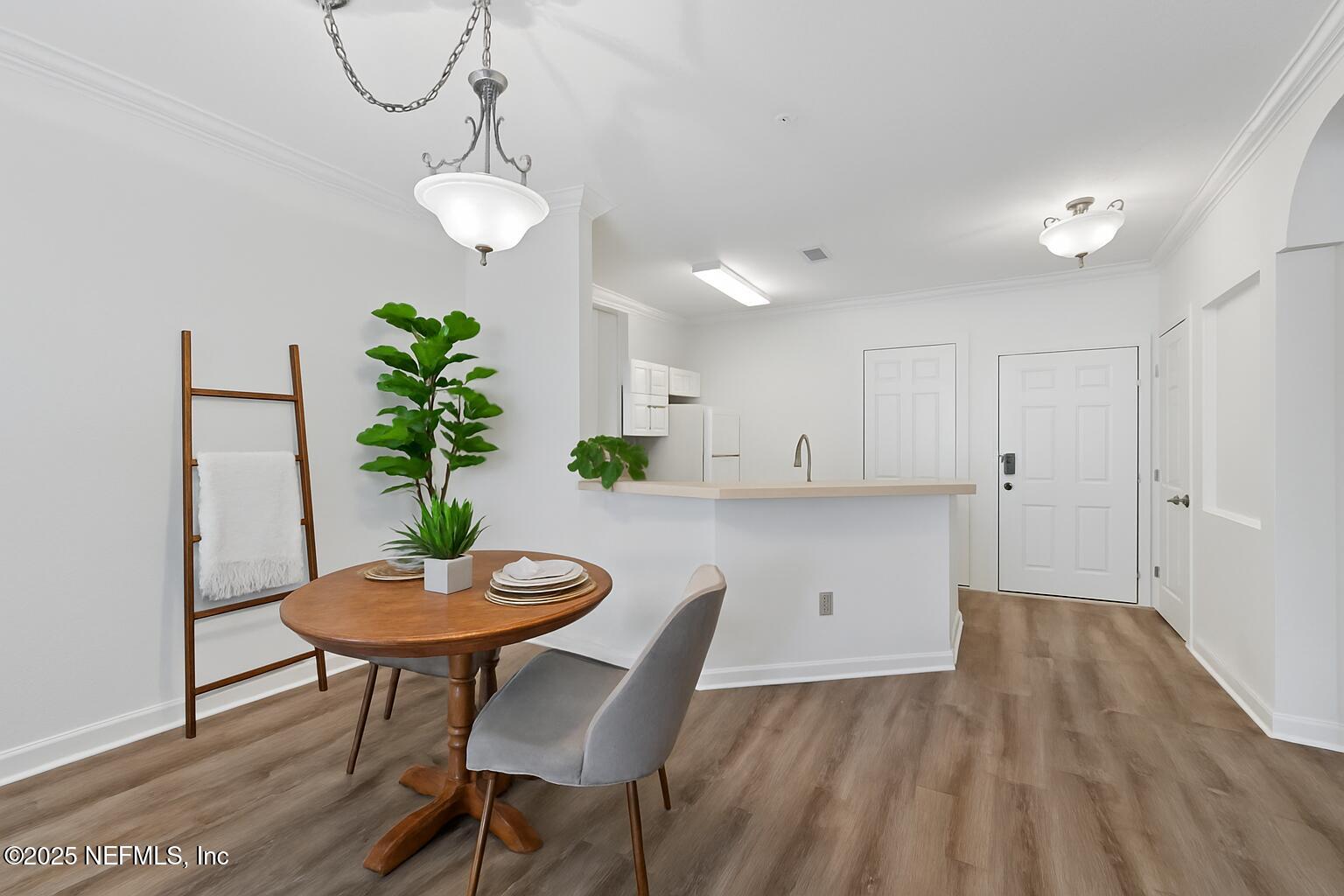 13810 SUTTON PARK Drive N, 915