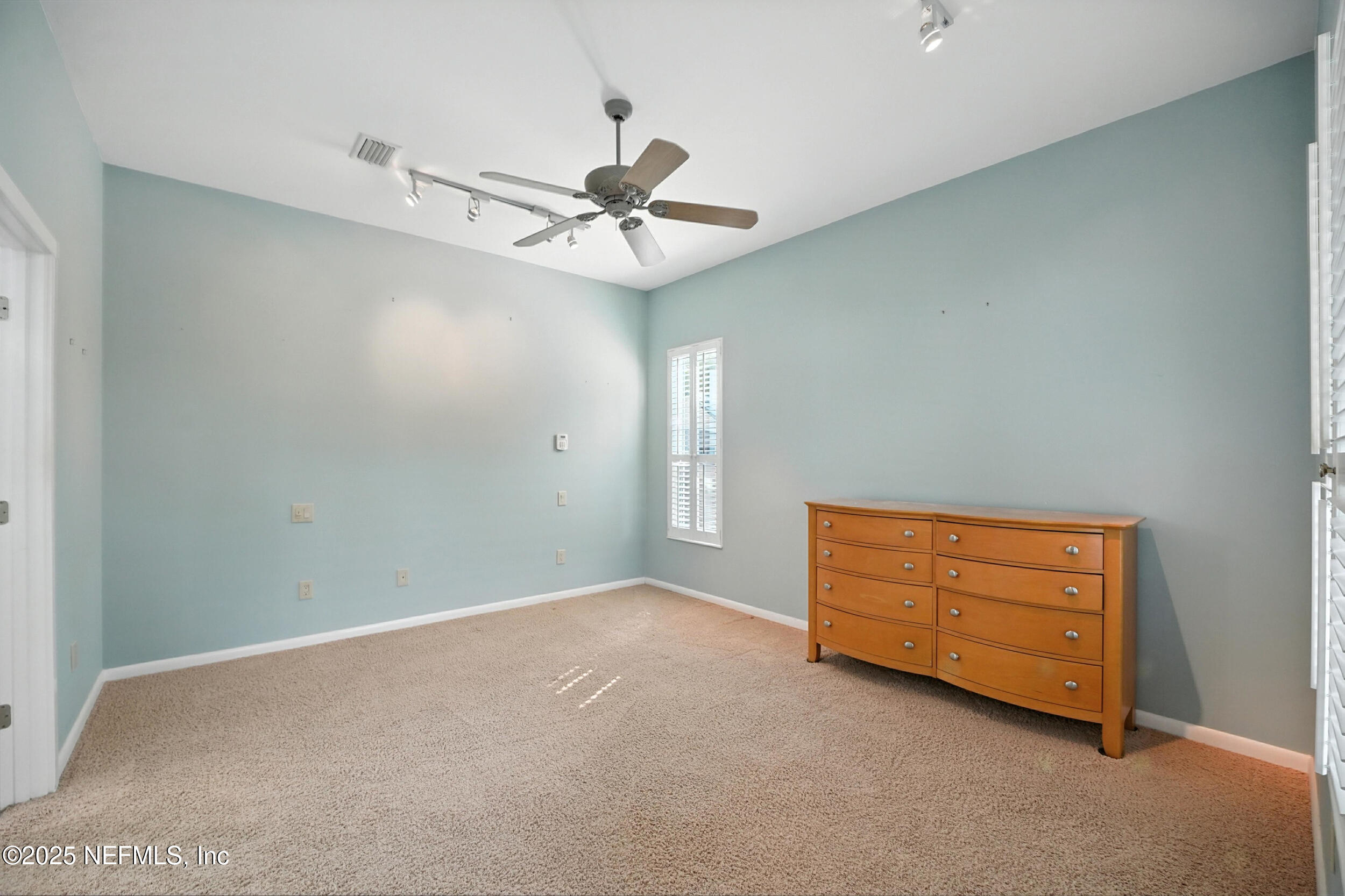 275 NAUTICAL Boulevard S