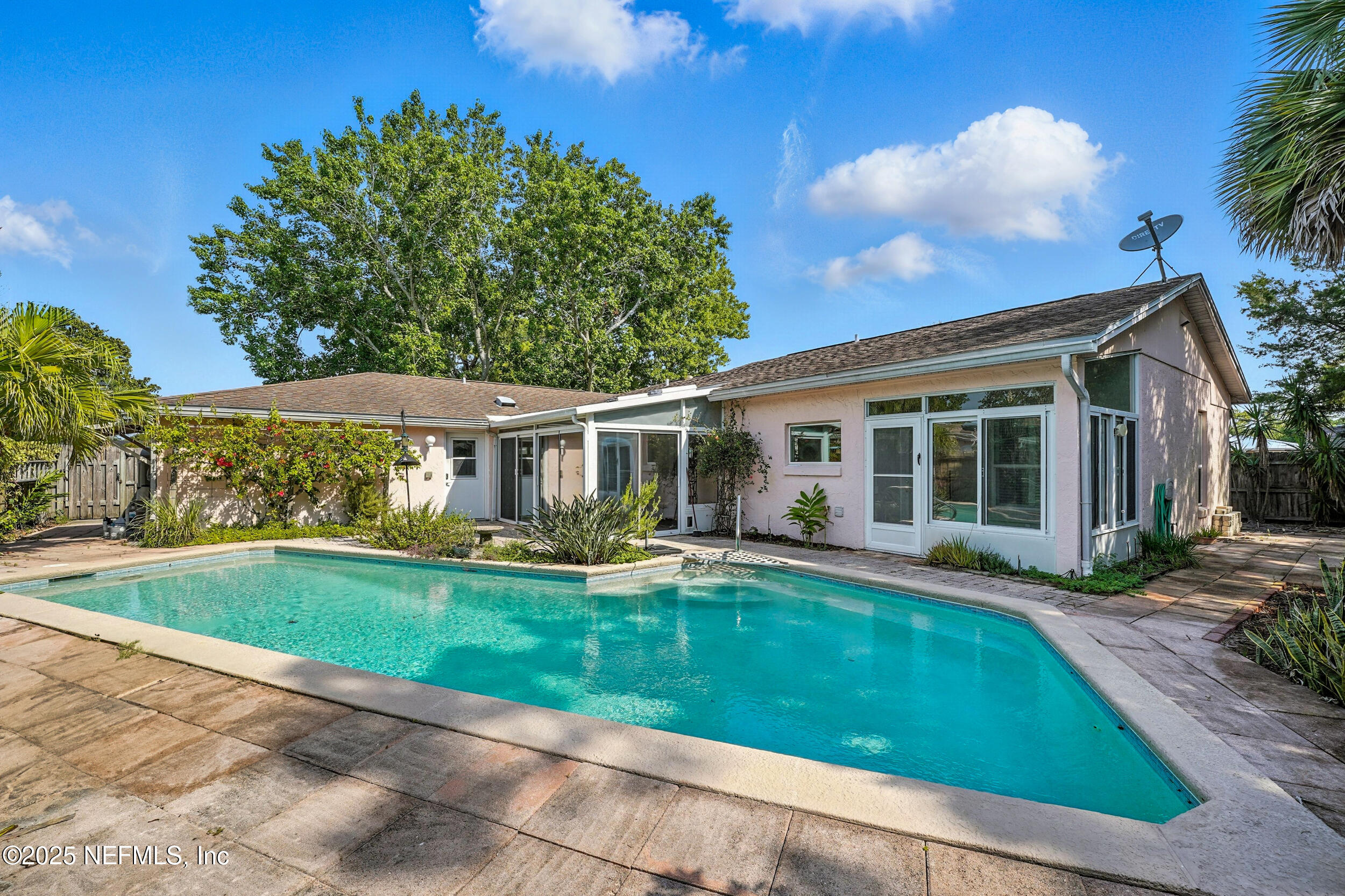 275 NAUTICAL Boulevard S